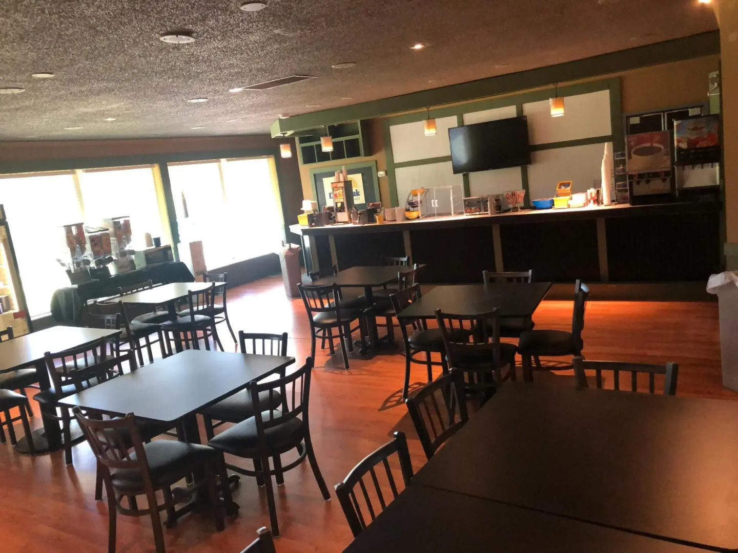 White Lake Inn And Suites