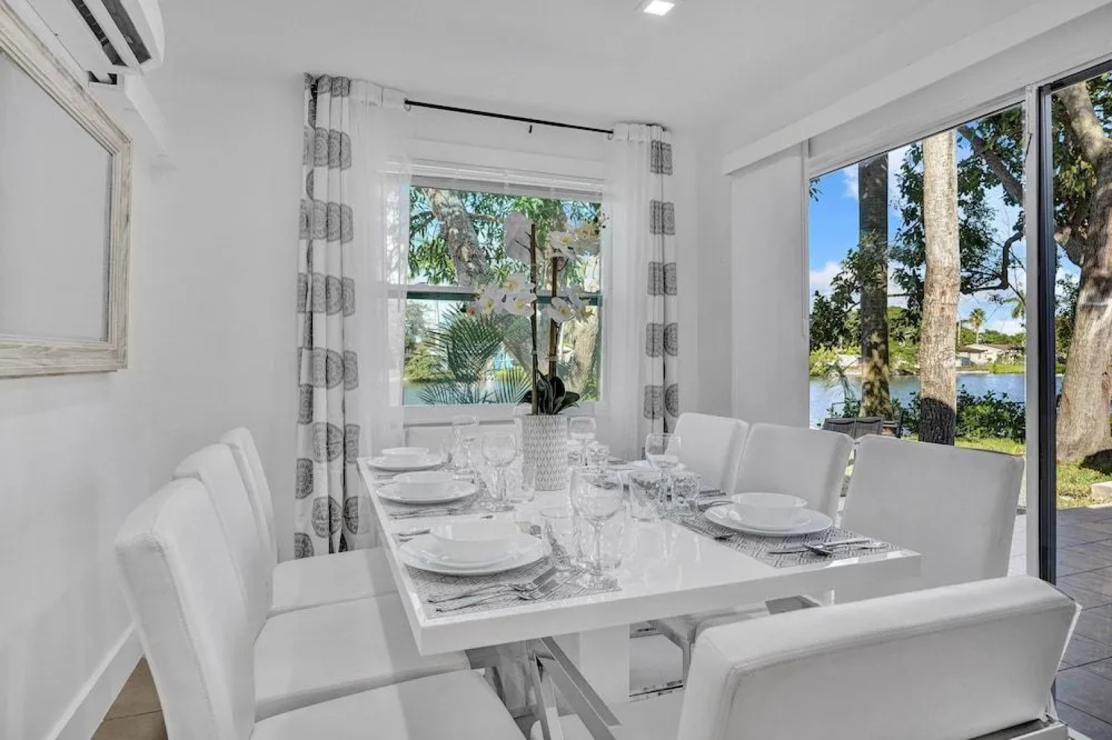 Waterfront Newly Renovated 4 BR Home