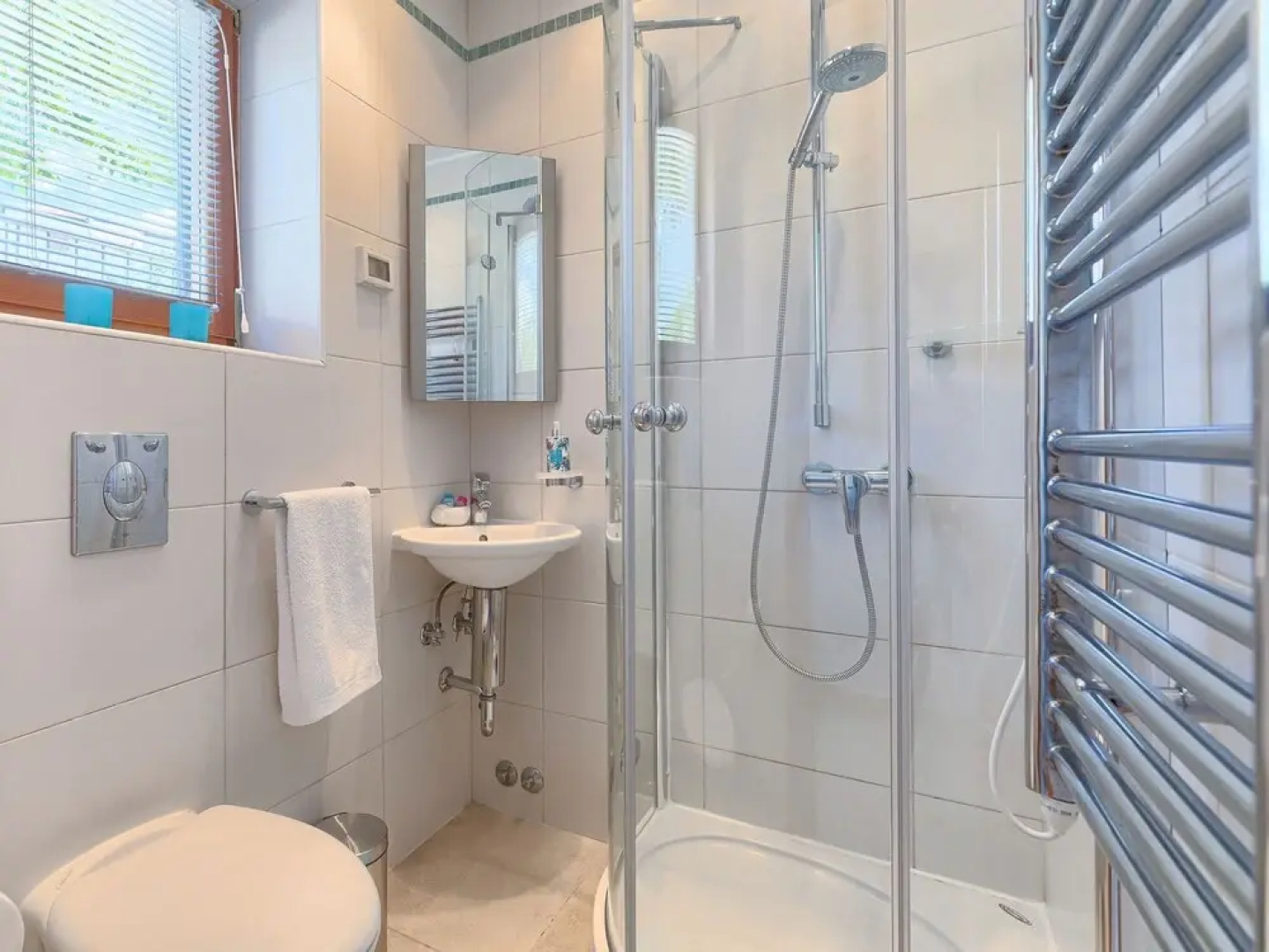 Bibali in Bibali With 3 Bedrooms and 3 Bathrooms