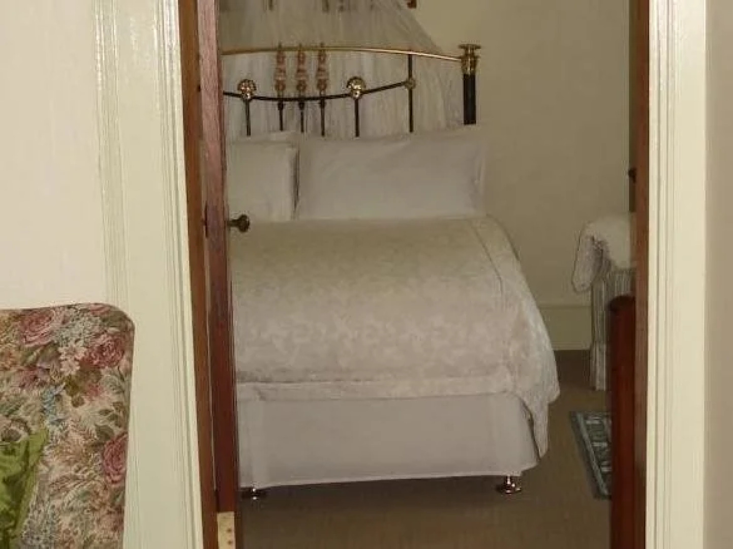 Christopher Hall's Colonial Accommodation