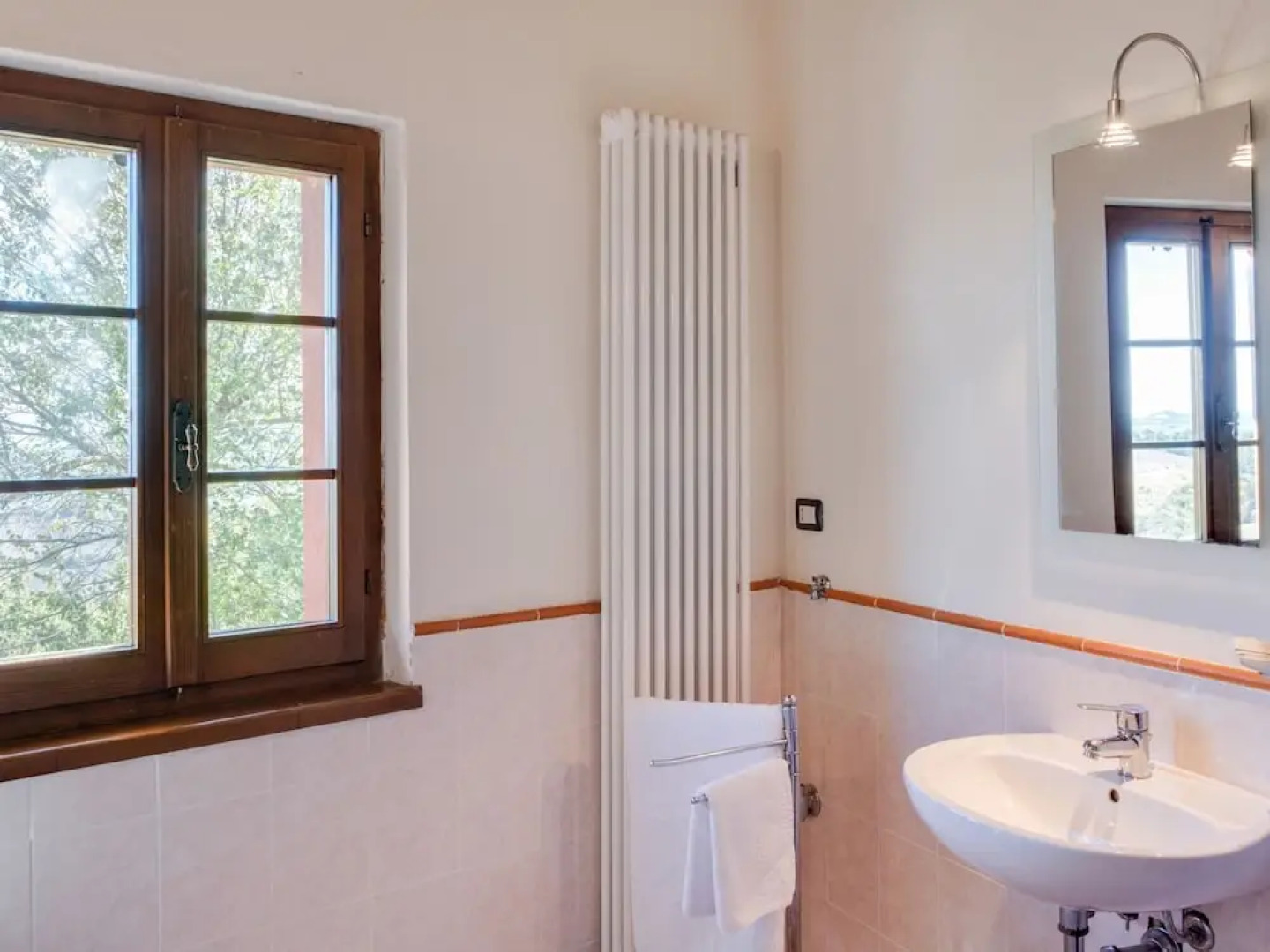 Authentic Marche Hideaway