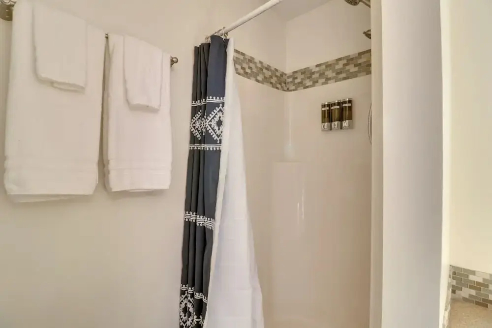 13 Mi to Nat'l Park: Shenandoah Valley Home!