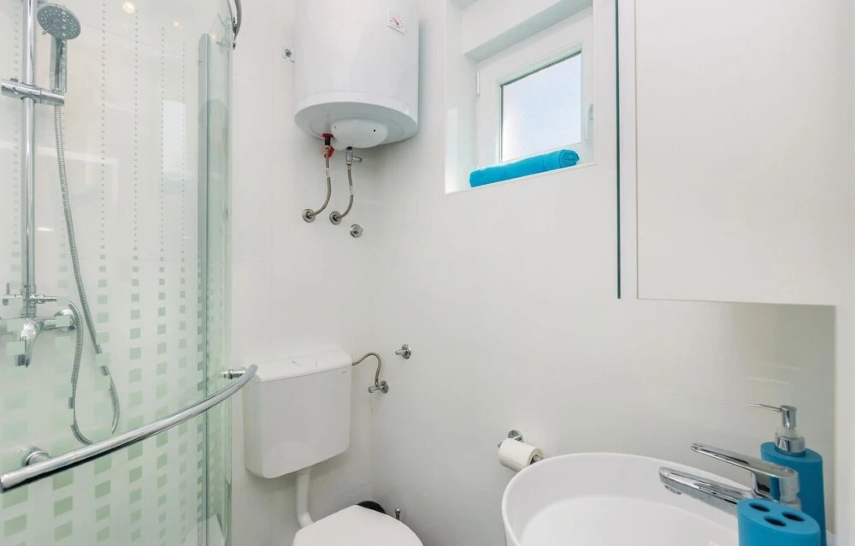 Beautiful Home in Brzac With Wifi and 2 Bedrooms