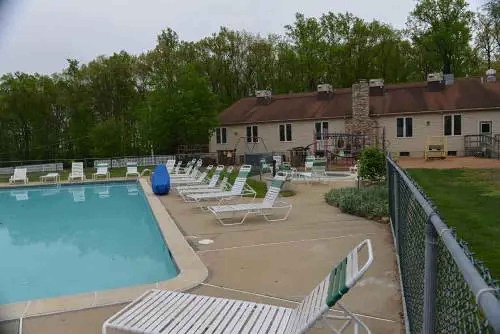 Appalachian Camping Resort Cottage 4