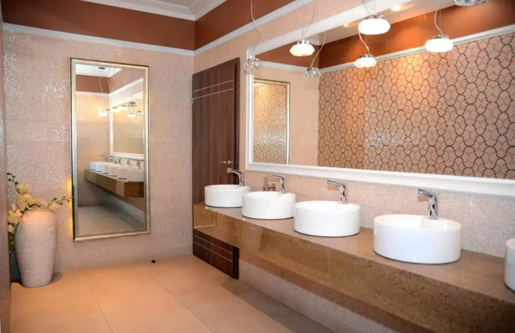 Hotel Świętokrzyski Dwór