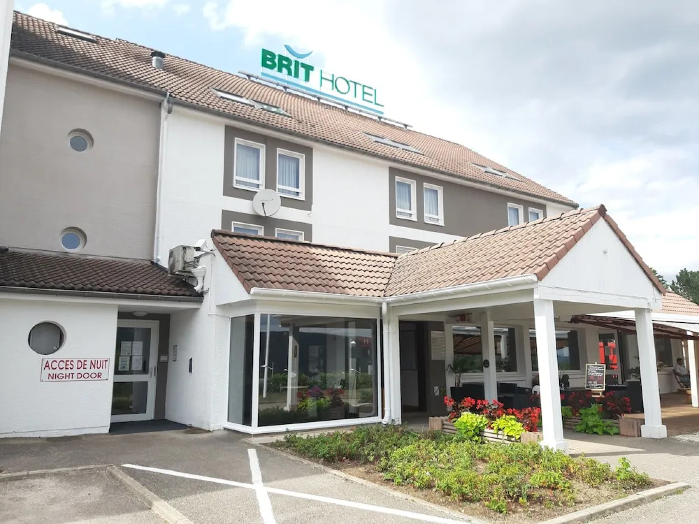 Hotel Kyriad BESANCON - Palente