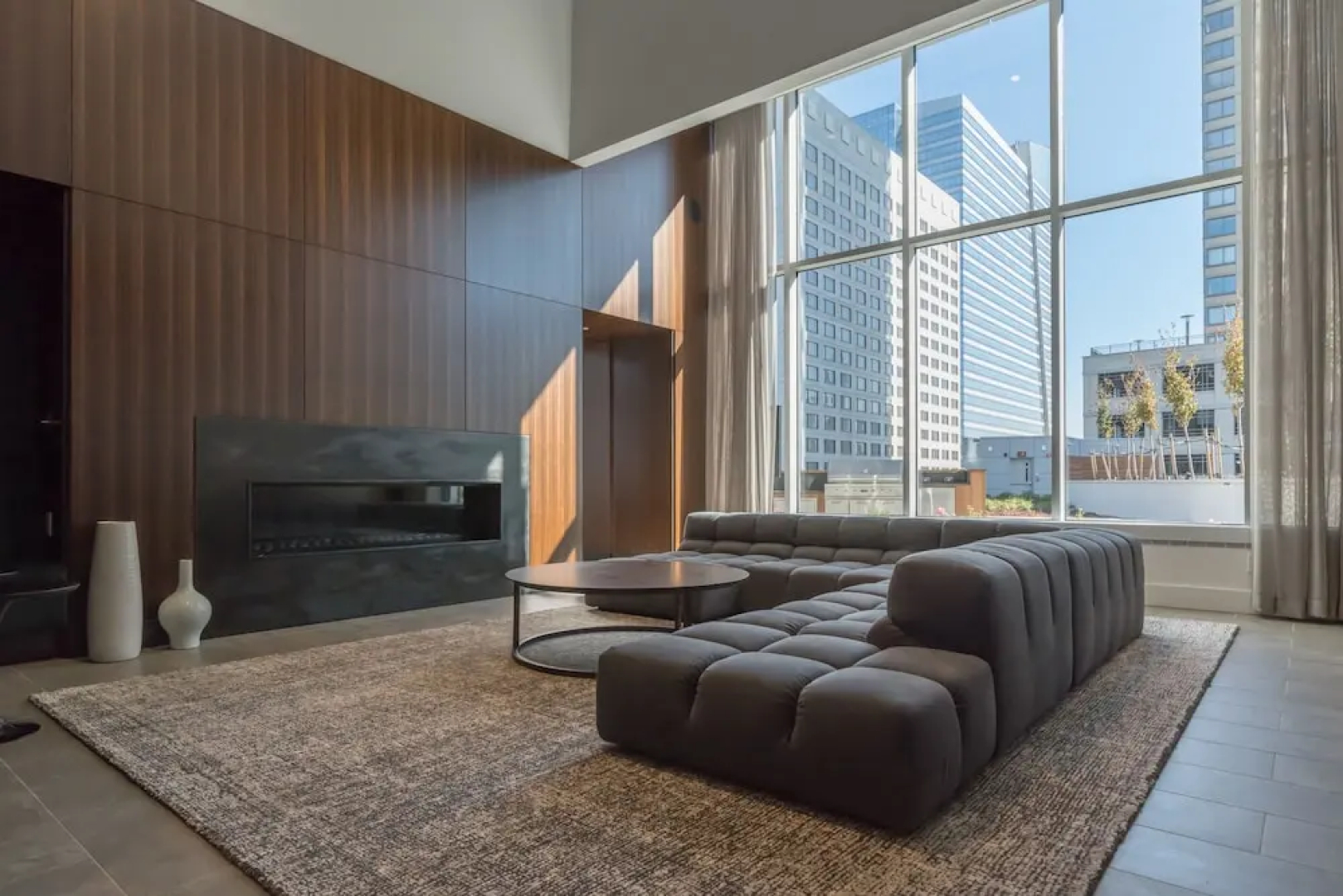Dream Home Luxury Suites