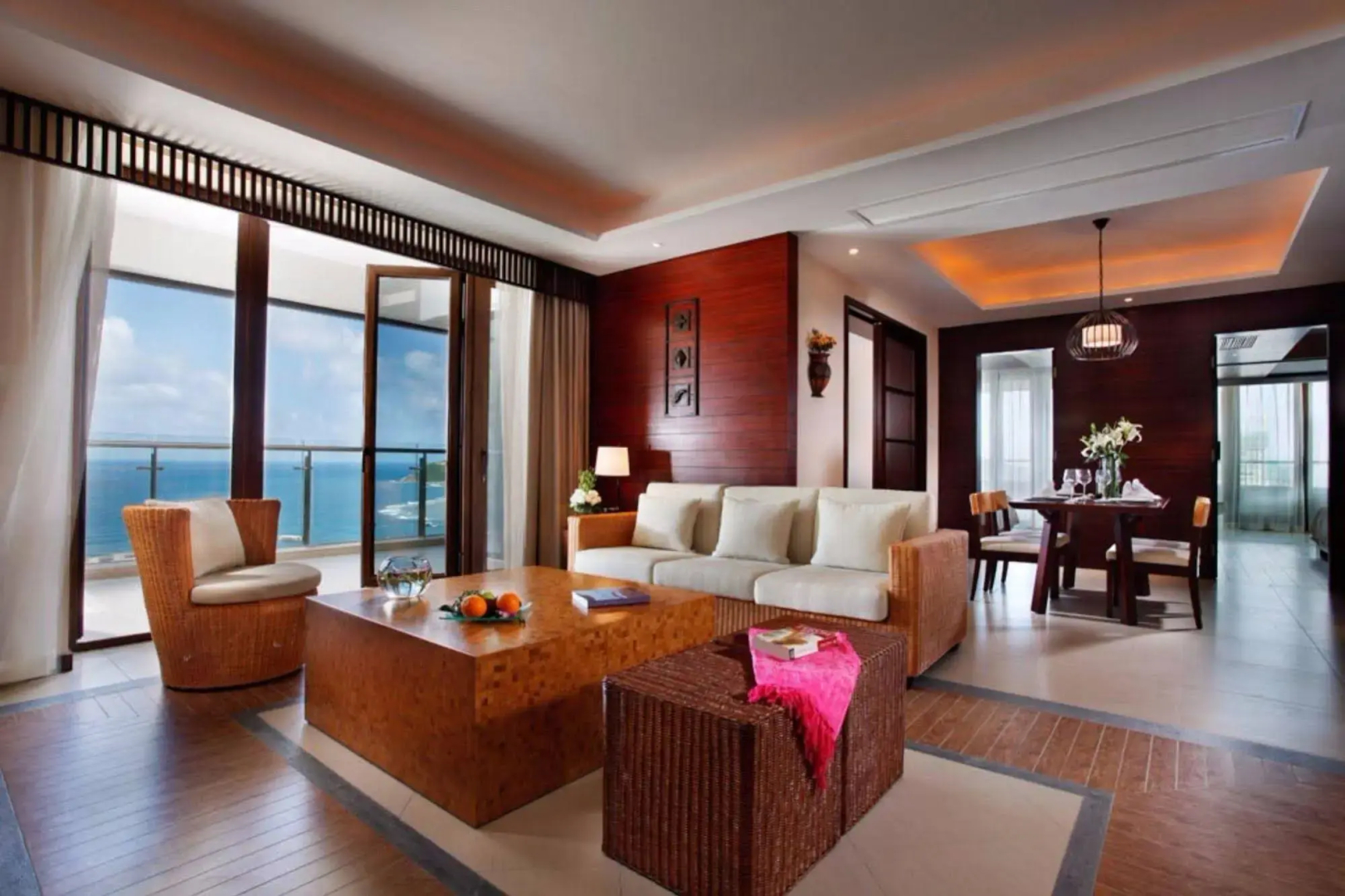Serenity Coast All Suite Resort Sanya