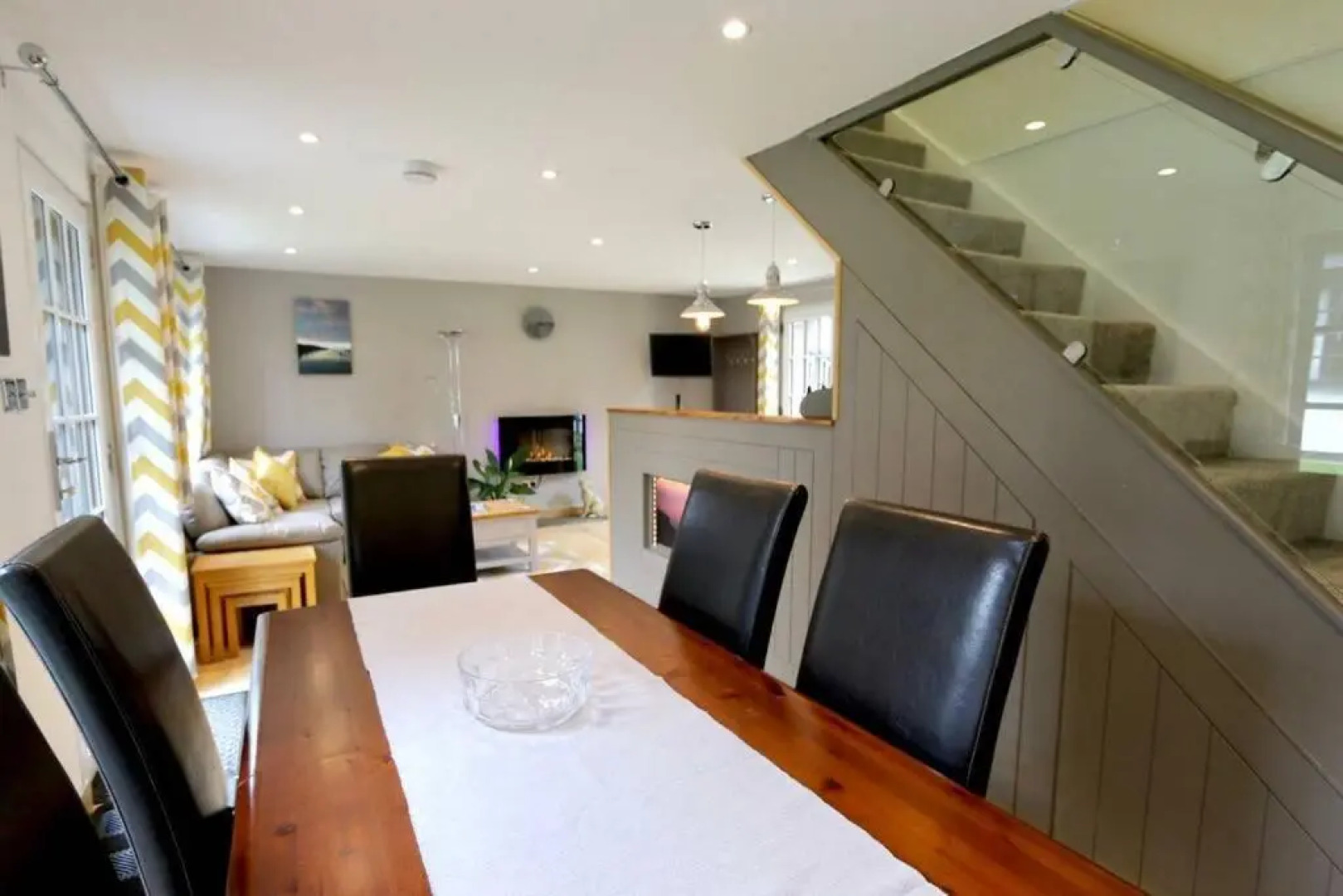 20 Tudor Court " Four Star AA accommodation"