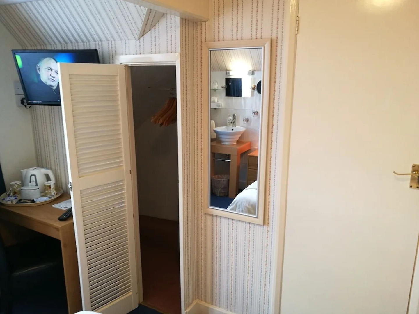 Swiss Cottage Bed and Breakfast