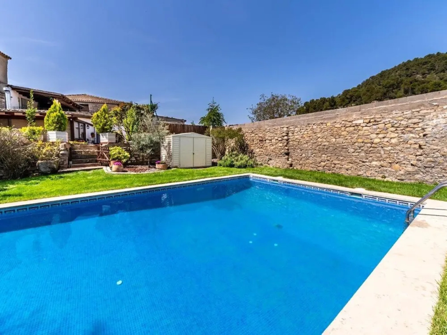 Fairytale Cottage in Clariana With Private Pool and Garden