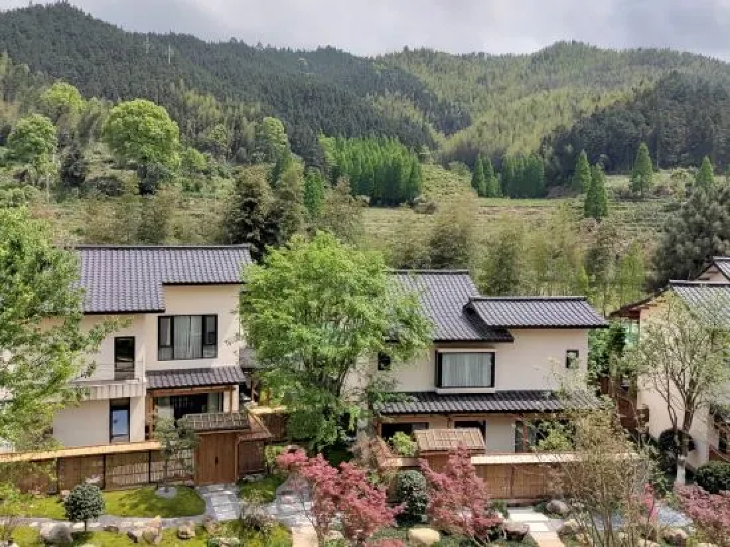 Pure Land Hotspring Resort
