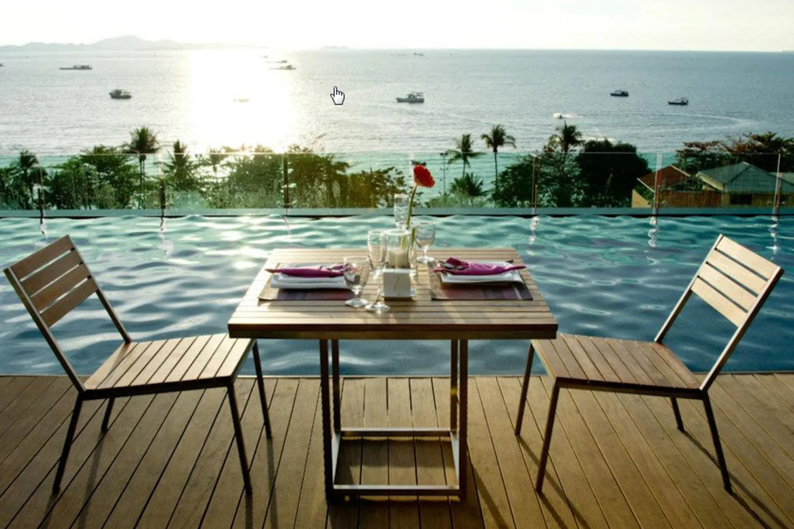 Seven Zea Chic Hotel