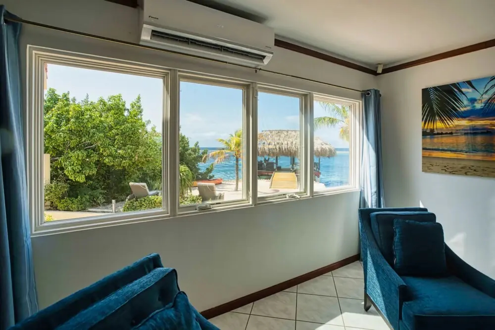 Private Beach Ocean Front Boat Dock Tiki Bar