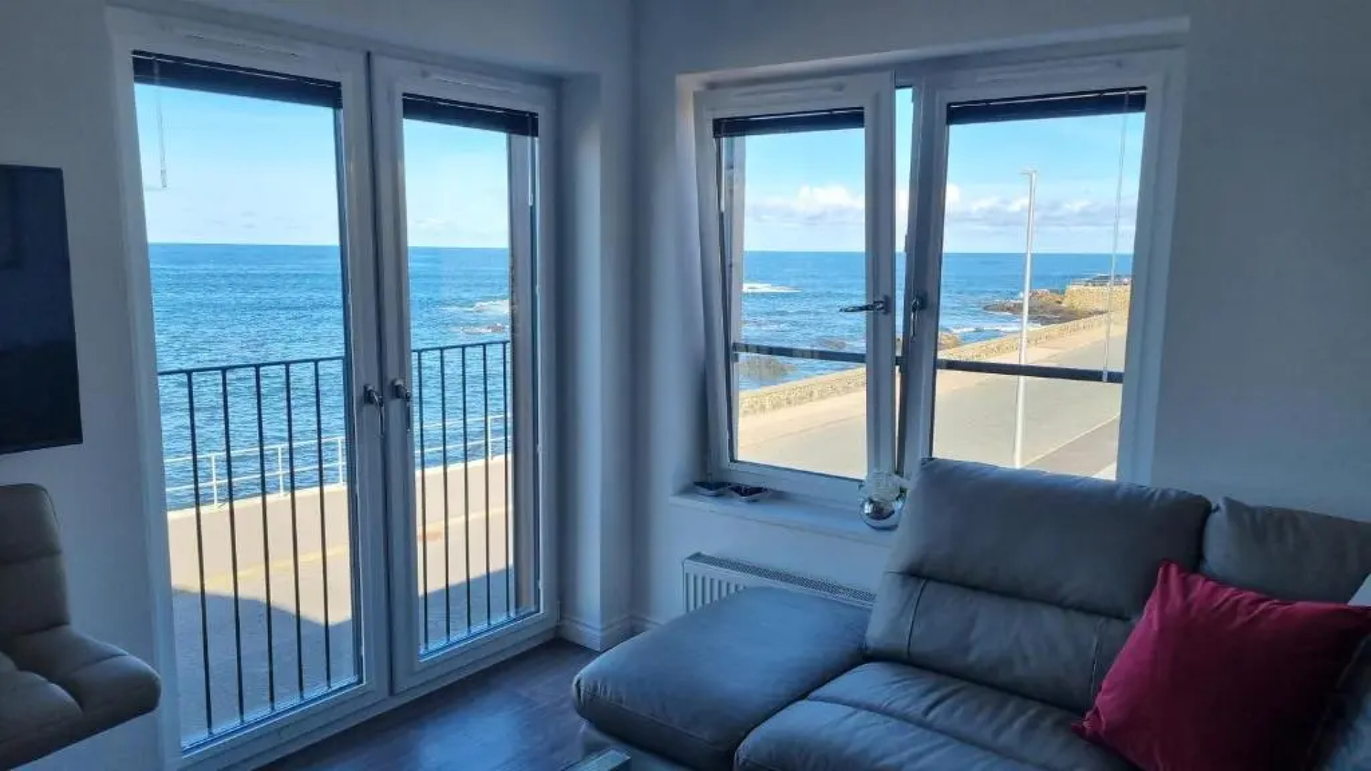 22 Waters Edge Banff (Adults Only)