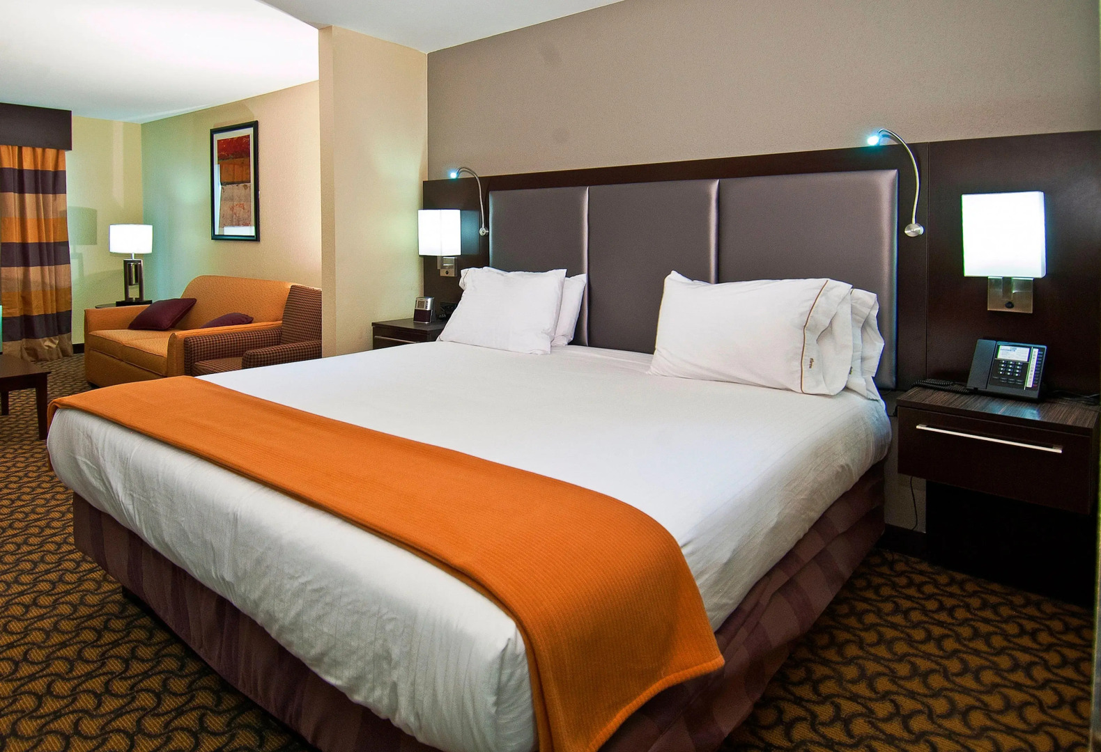 Holiday Inn Express Hotel & Suites Jackson / Pearl International Airport