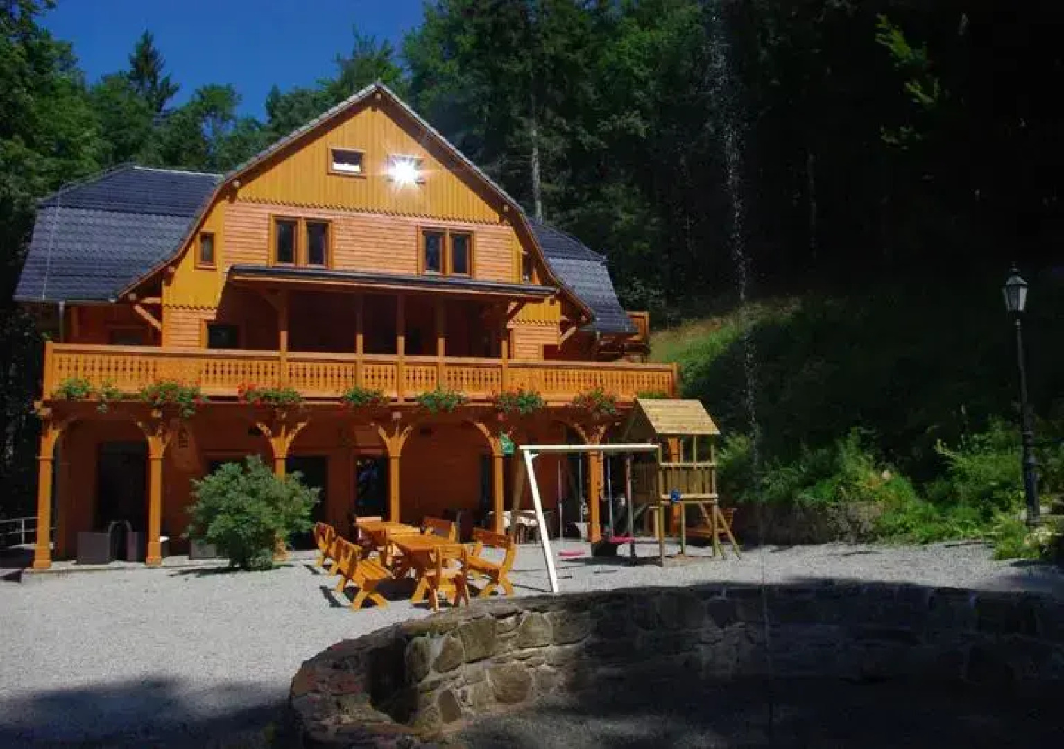 Pensjonat Alpejski Dwór