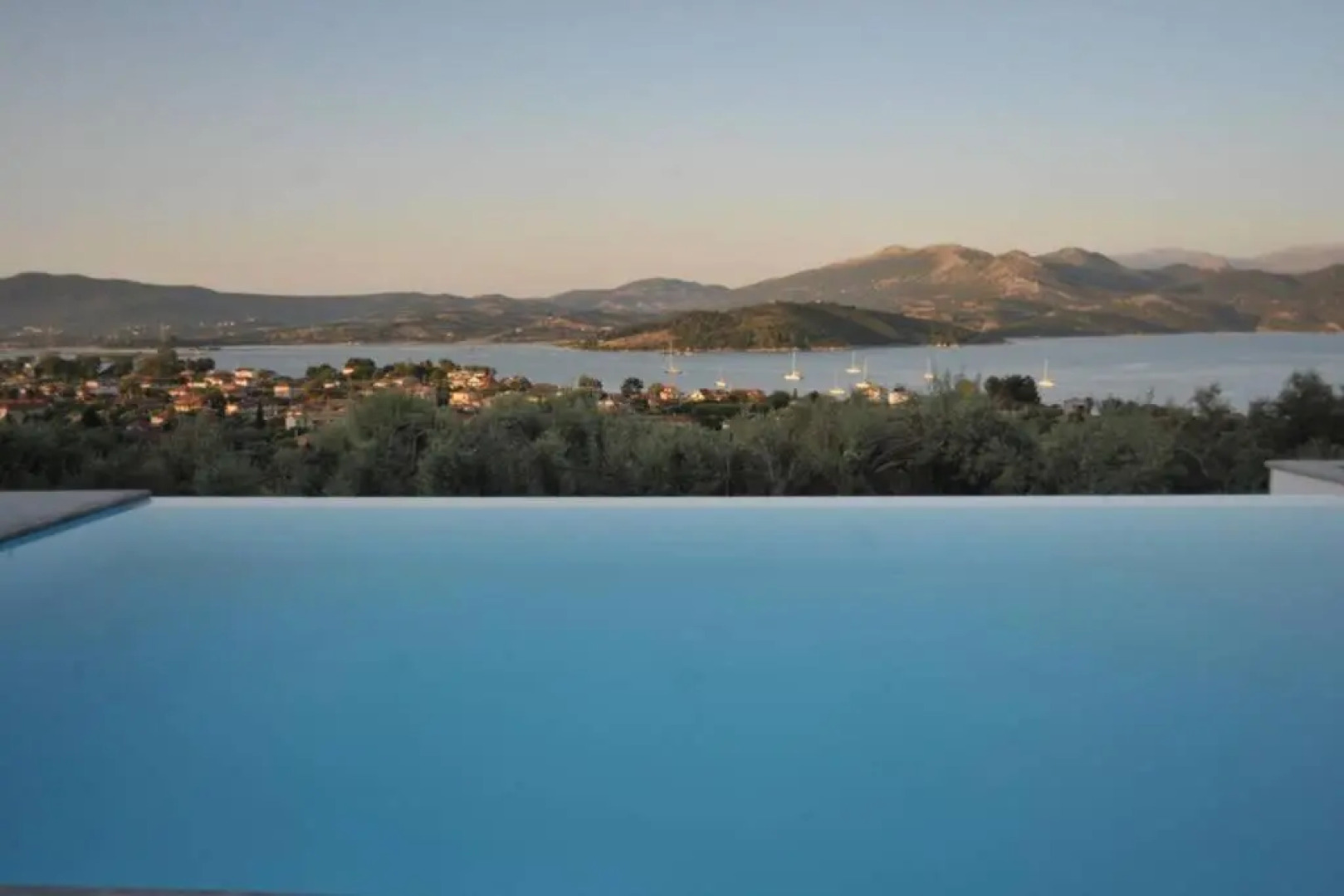 Laura_Sea View_Apartment 2