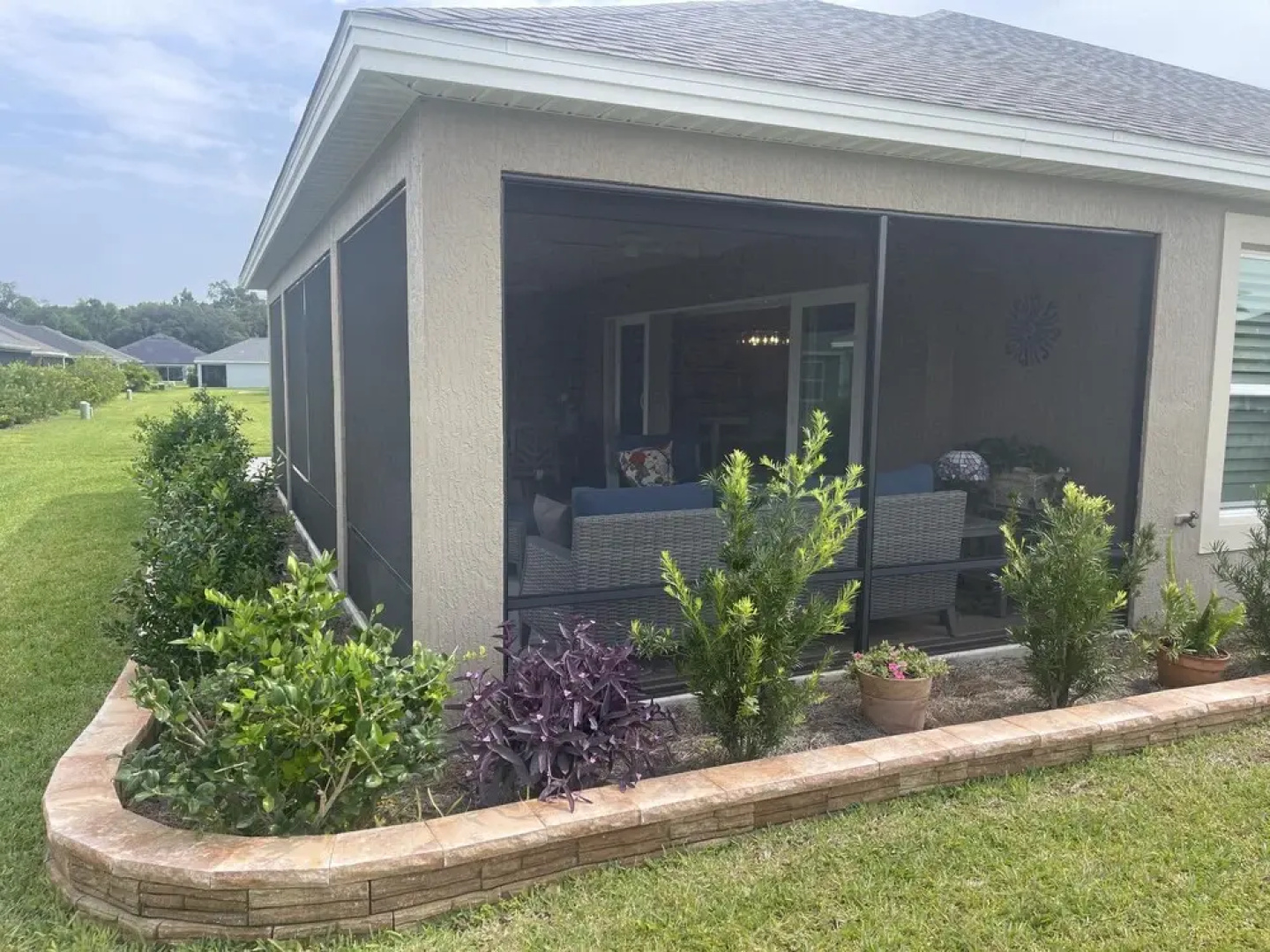 Designer Home In Saint Catherine