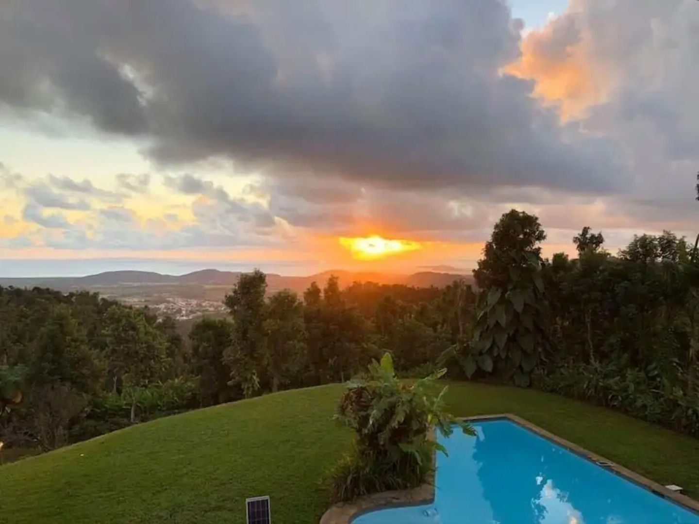 Serenity Rainforest Retreat