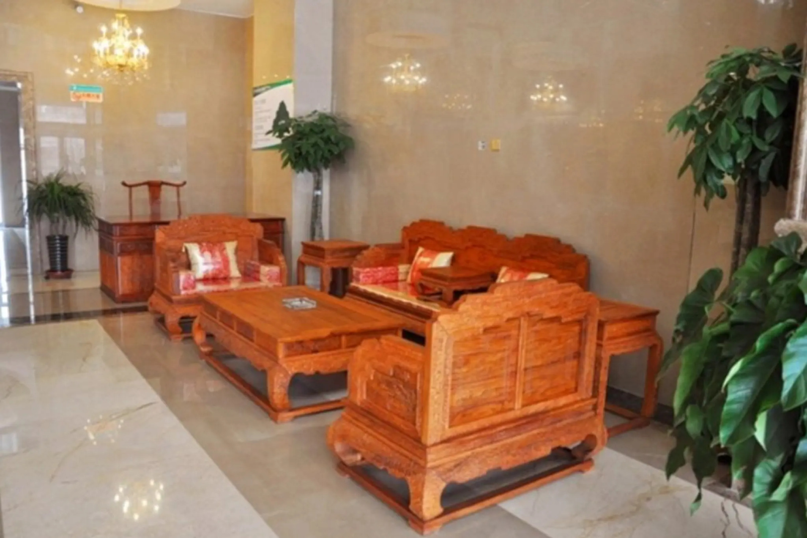 GreenTree Inn DingZhou Railway Station Business Hotel