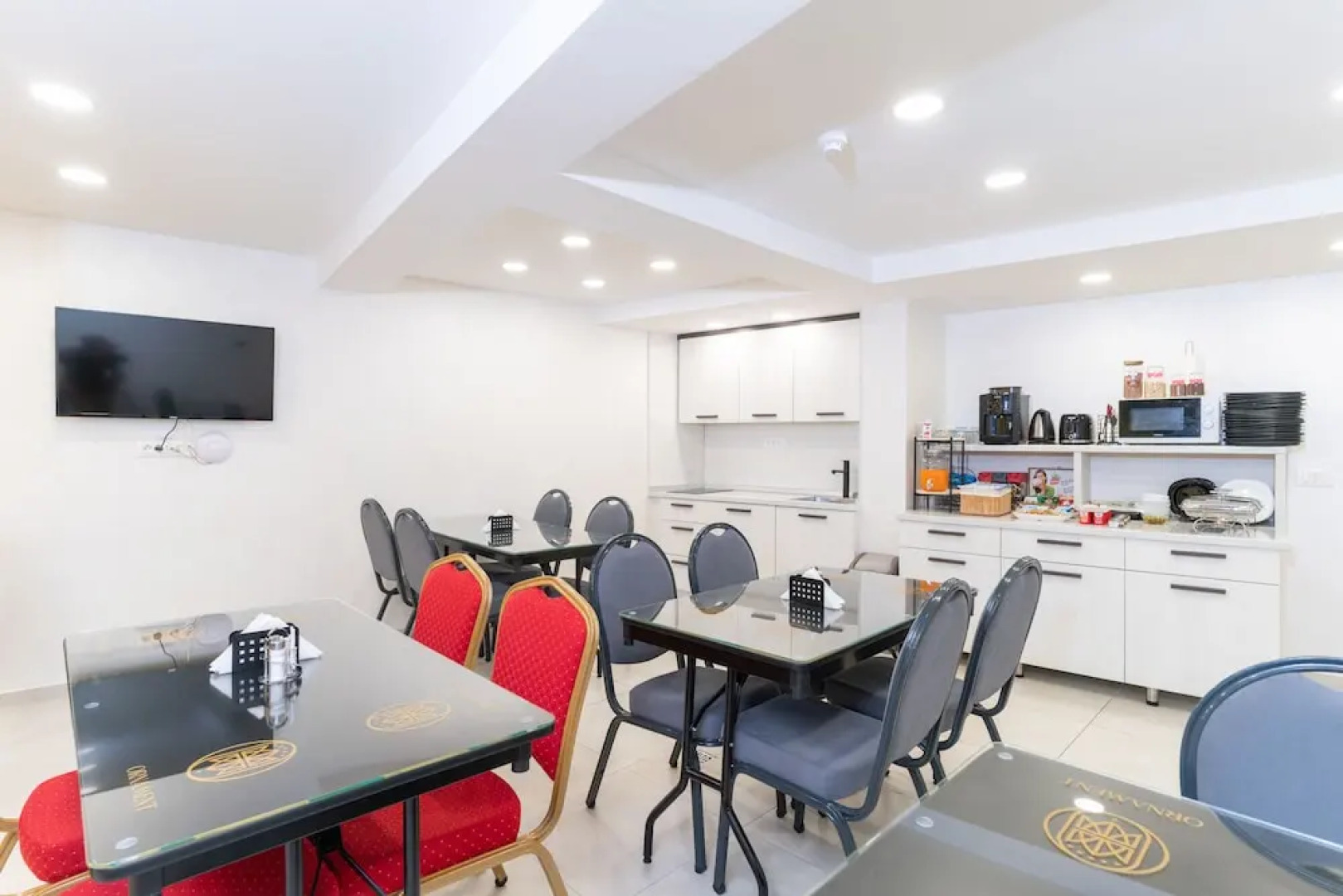 Ornament Hotel and Apartments