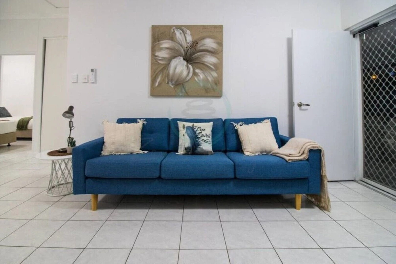 ZEN GARDEN - 2 BR Cozy Modern Design Apt