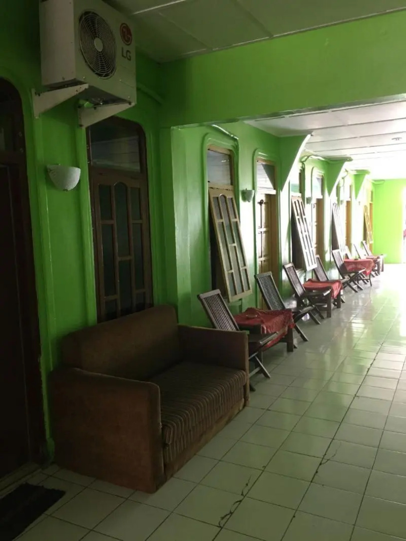 Hotel Trias Parangtritis by ZUZU