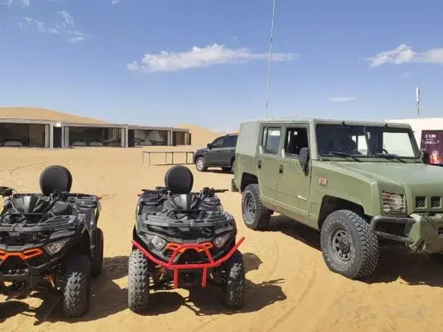Zhongwei Daxing Night Desert Camp