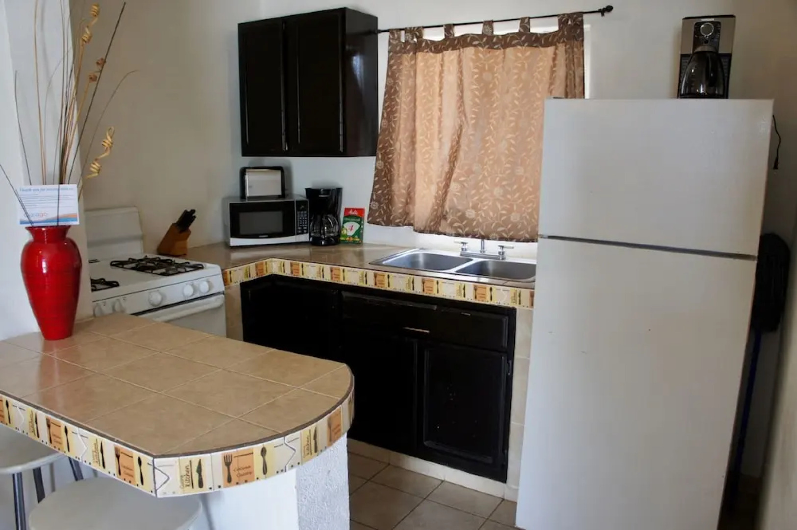 Bahia 176 3 BR by Casago