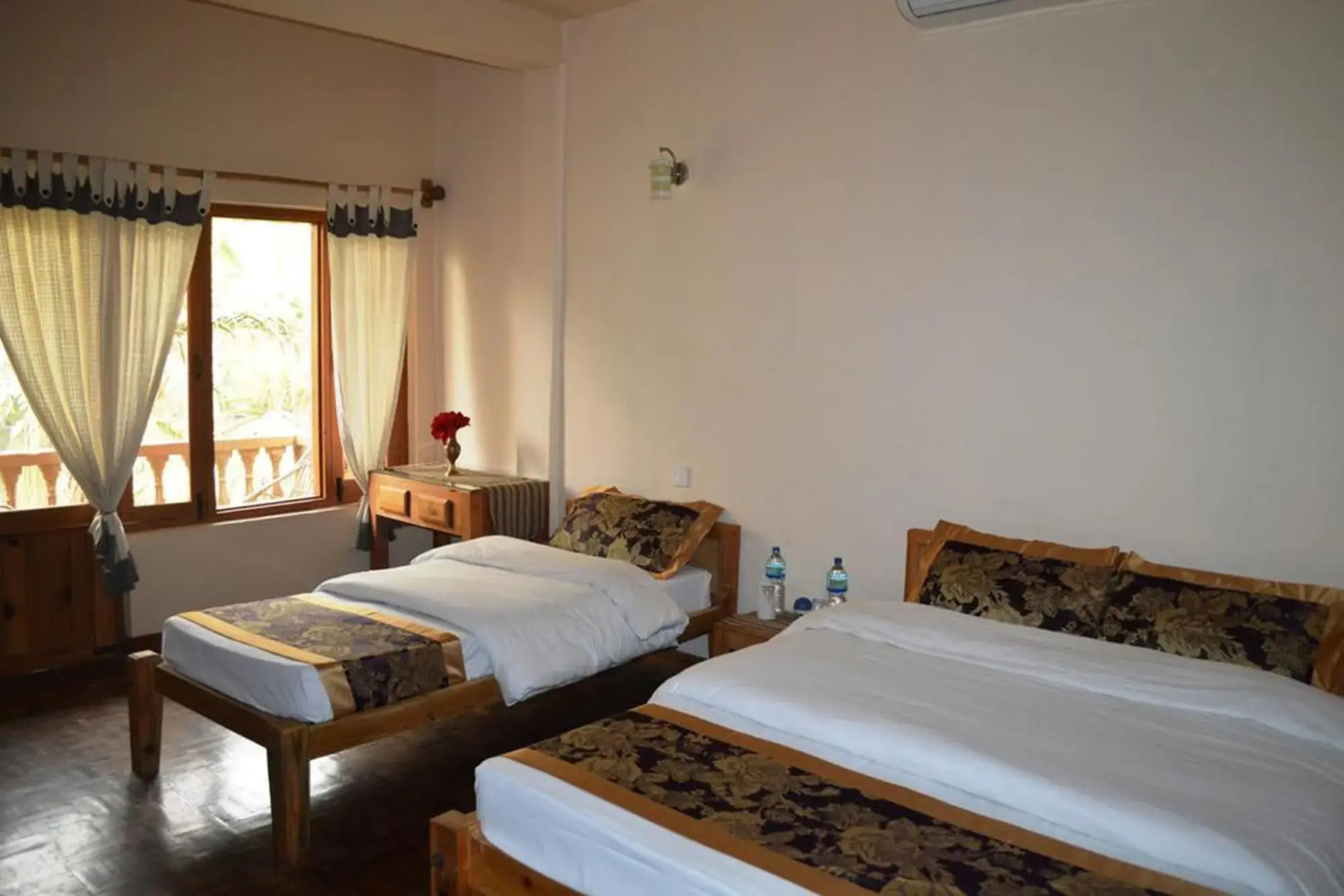 Chitwan Paradise Hotel