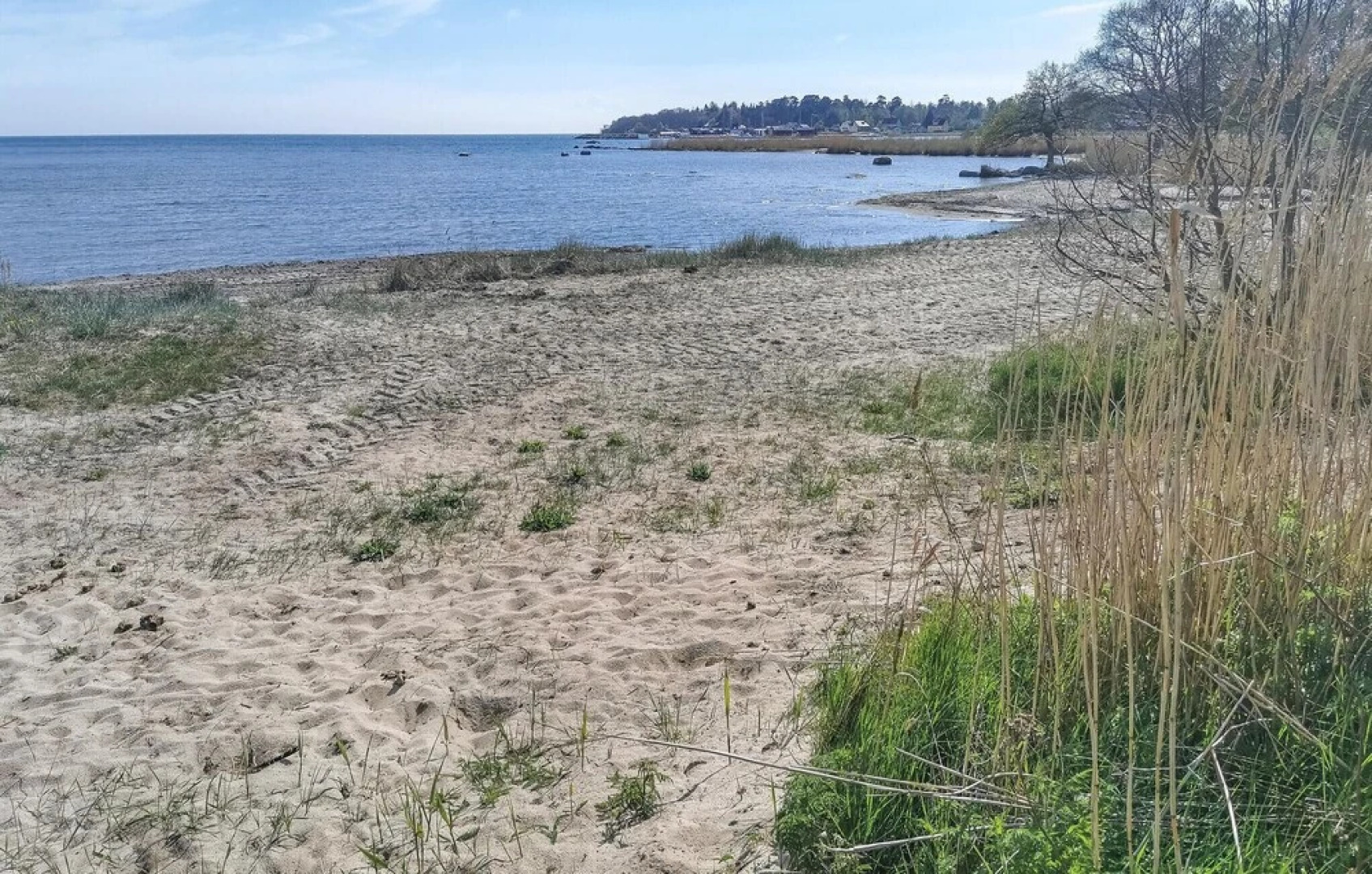 Stunning Home in Listerby With 5 Bedrooms and Wifi