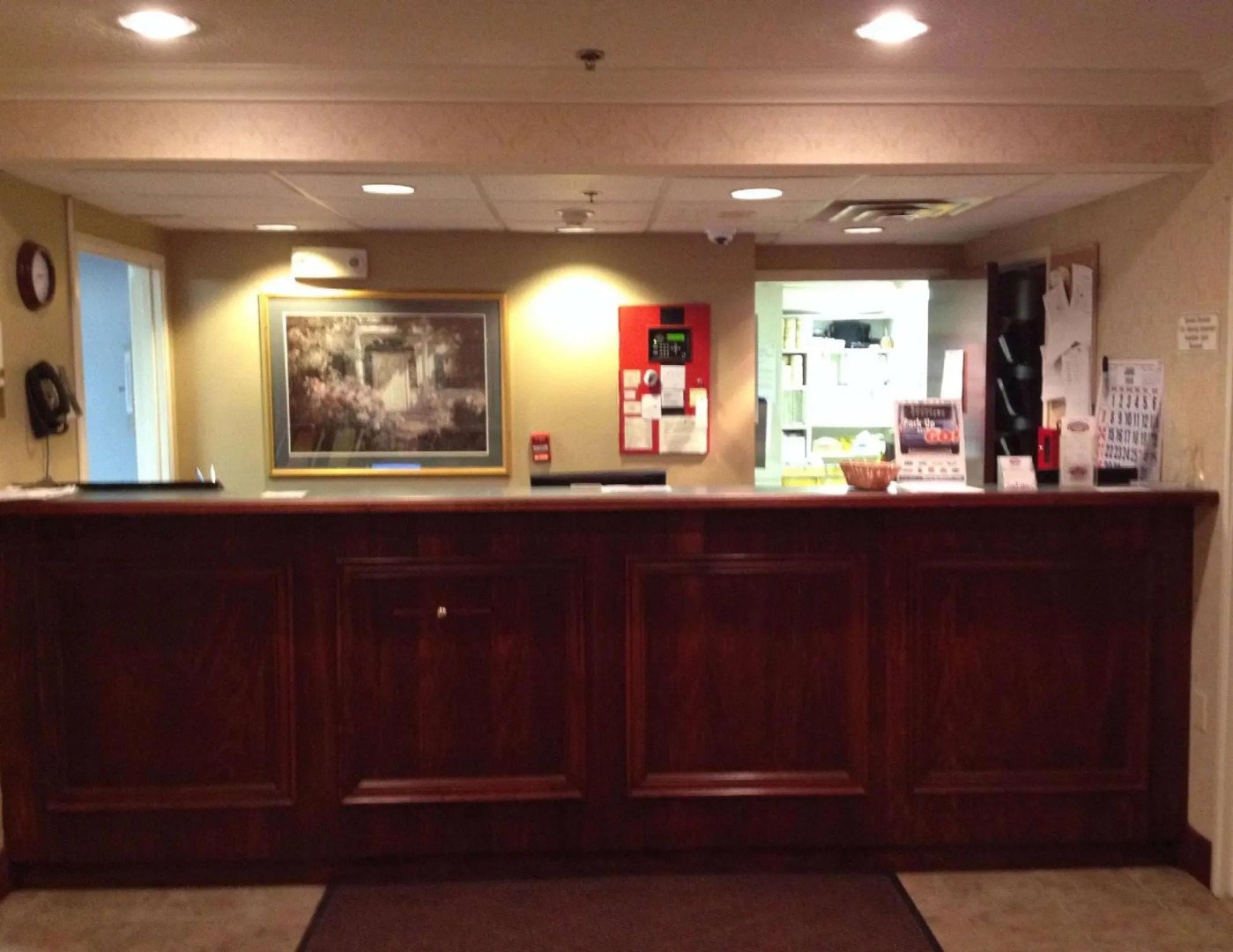 Country Hearth Inn & Suites Willard