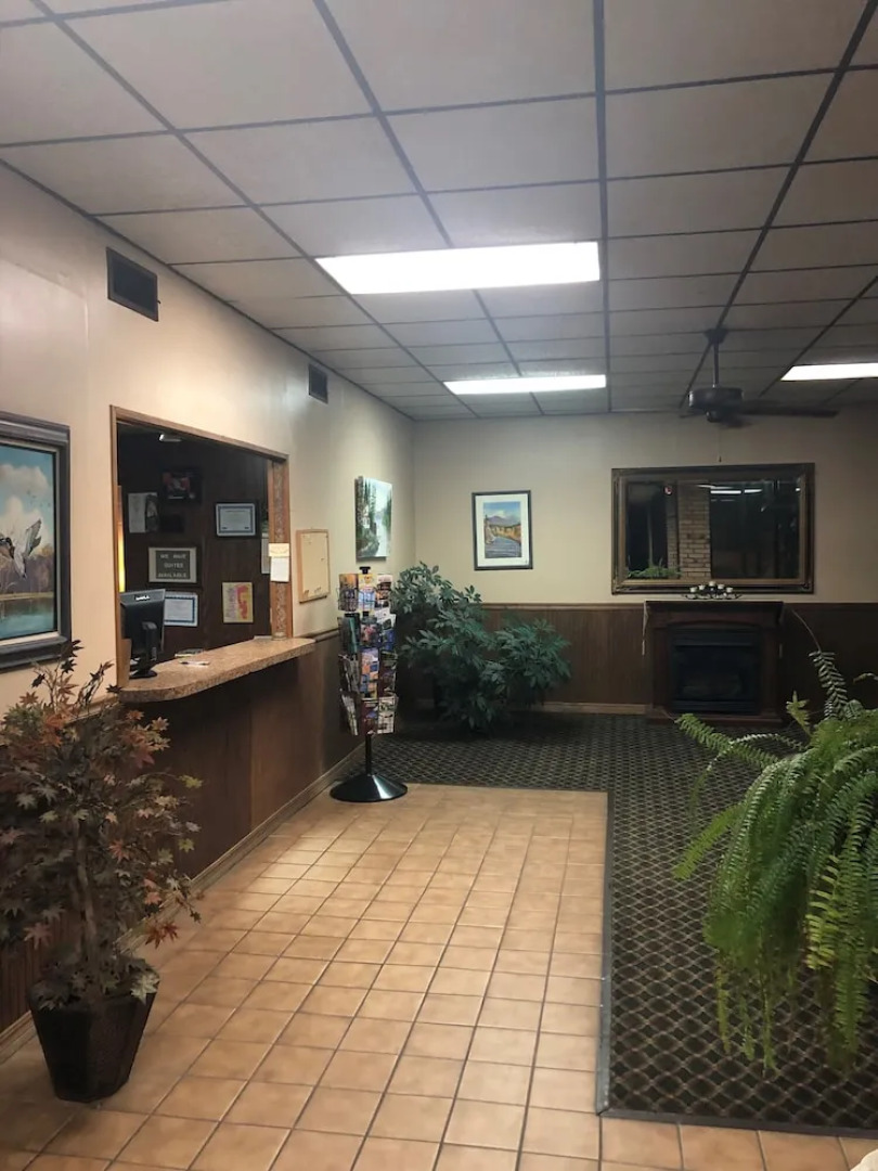 Limetree Inn & Suites