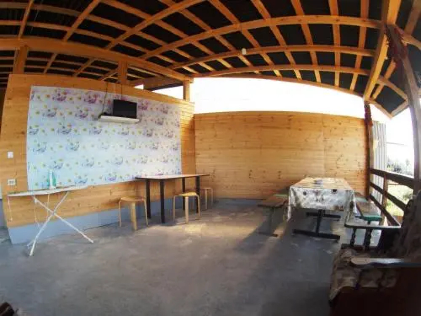 Guest house on Shaumyana