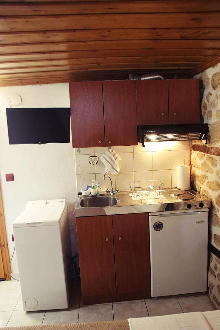 Aristotelis Guest Houses