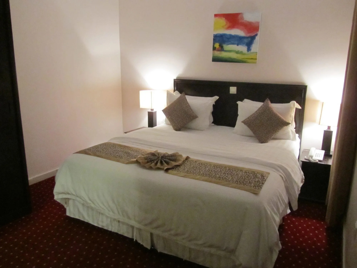 JW Inn Hotel