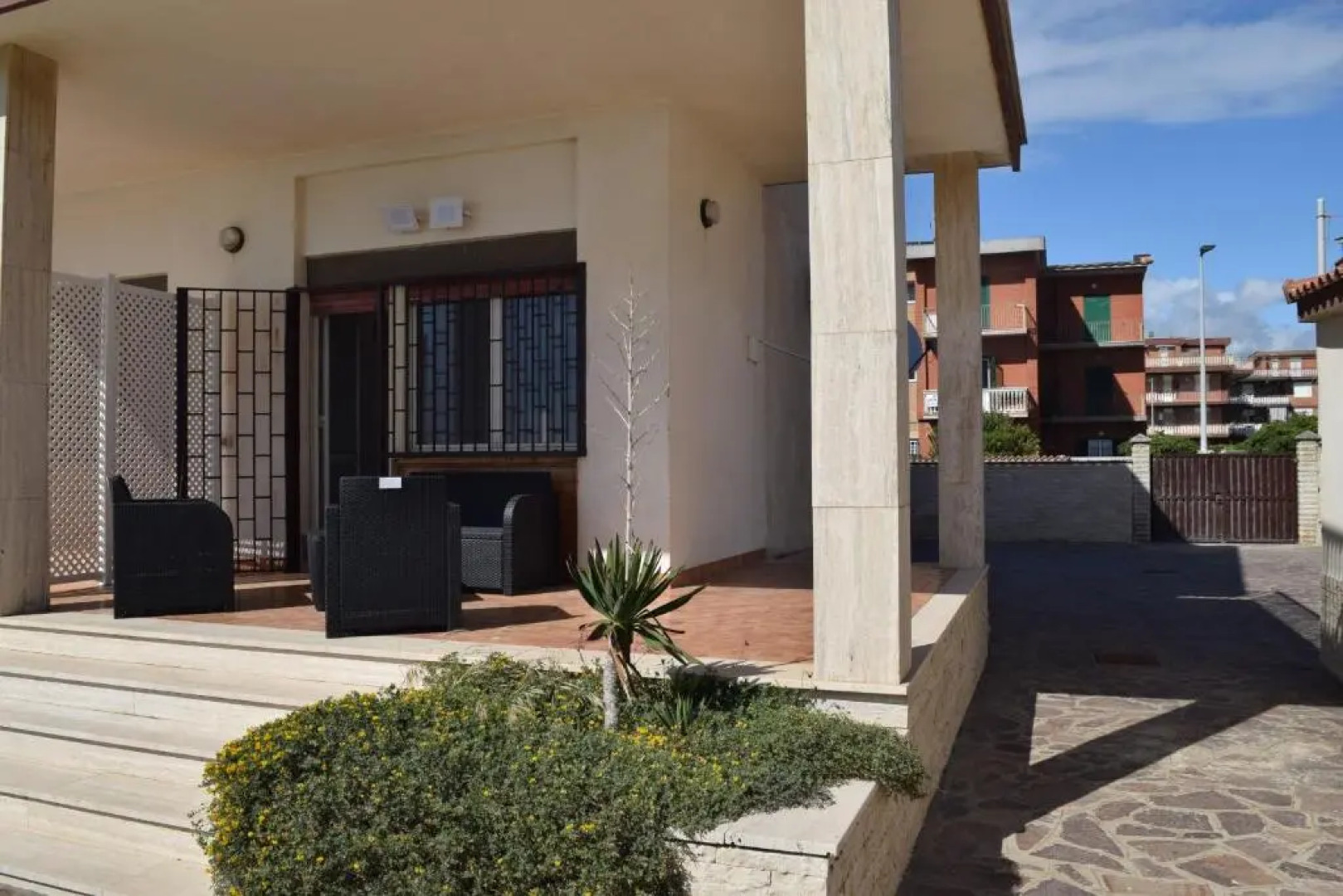 Seafront apartment in Villa , near Rome