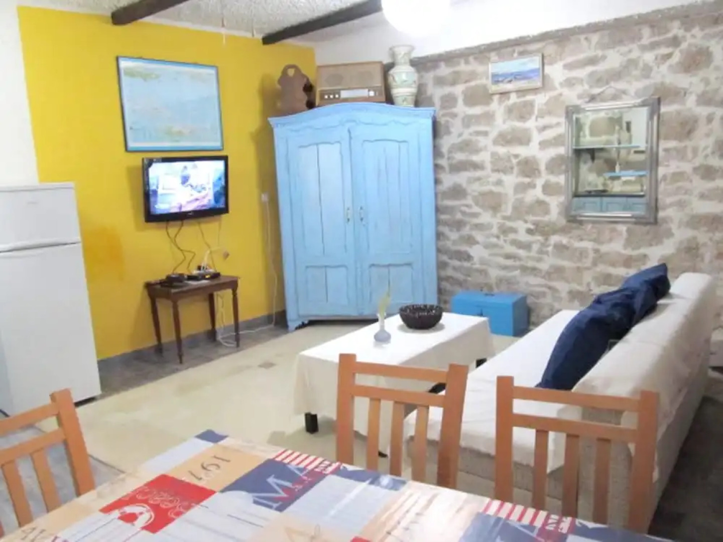 Apartment With one Bedroom in Betina, With Terrace and Wifi - 60 m Fro