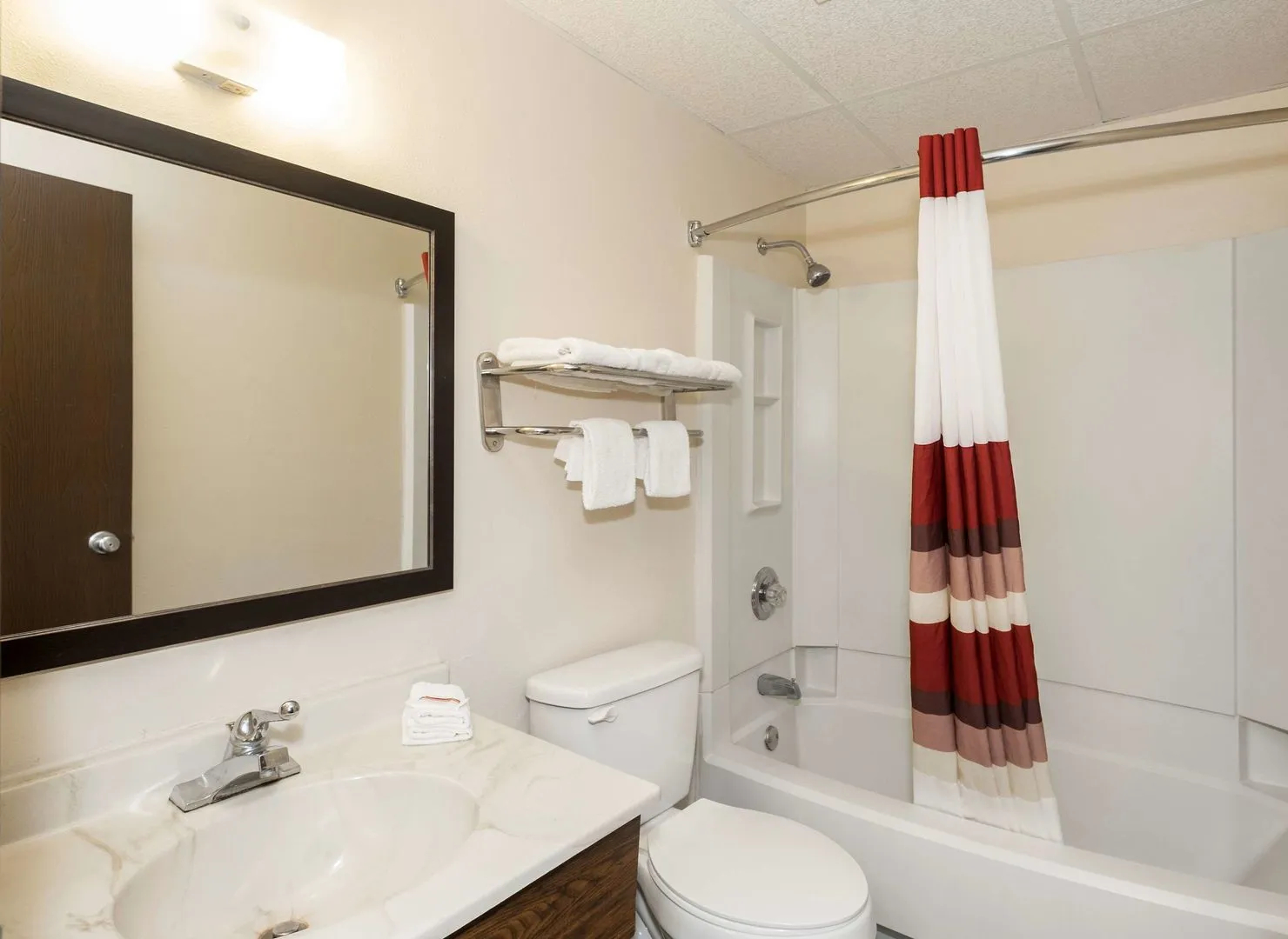 Red Roof Inn Binghamton North