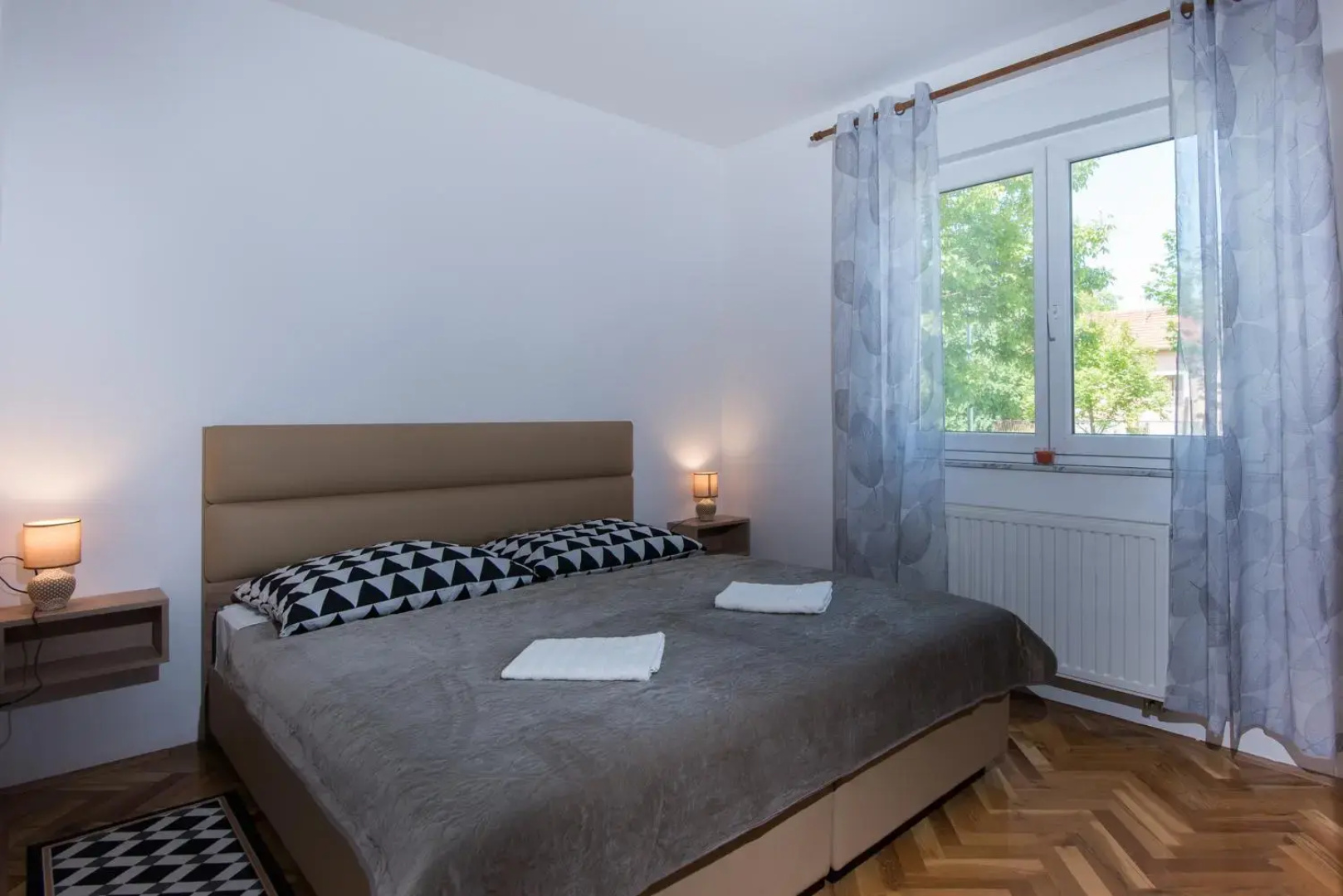 Seasons apartmani