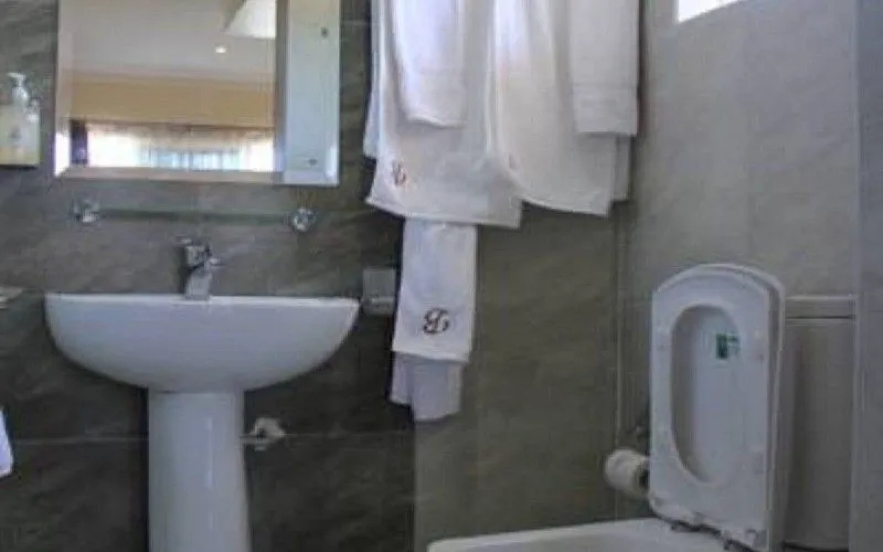 Brownie's Guest House