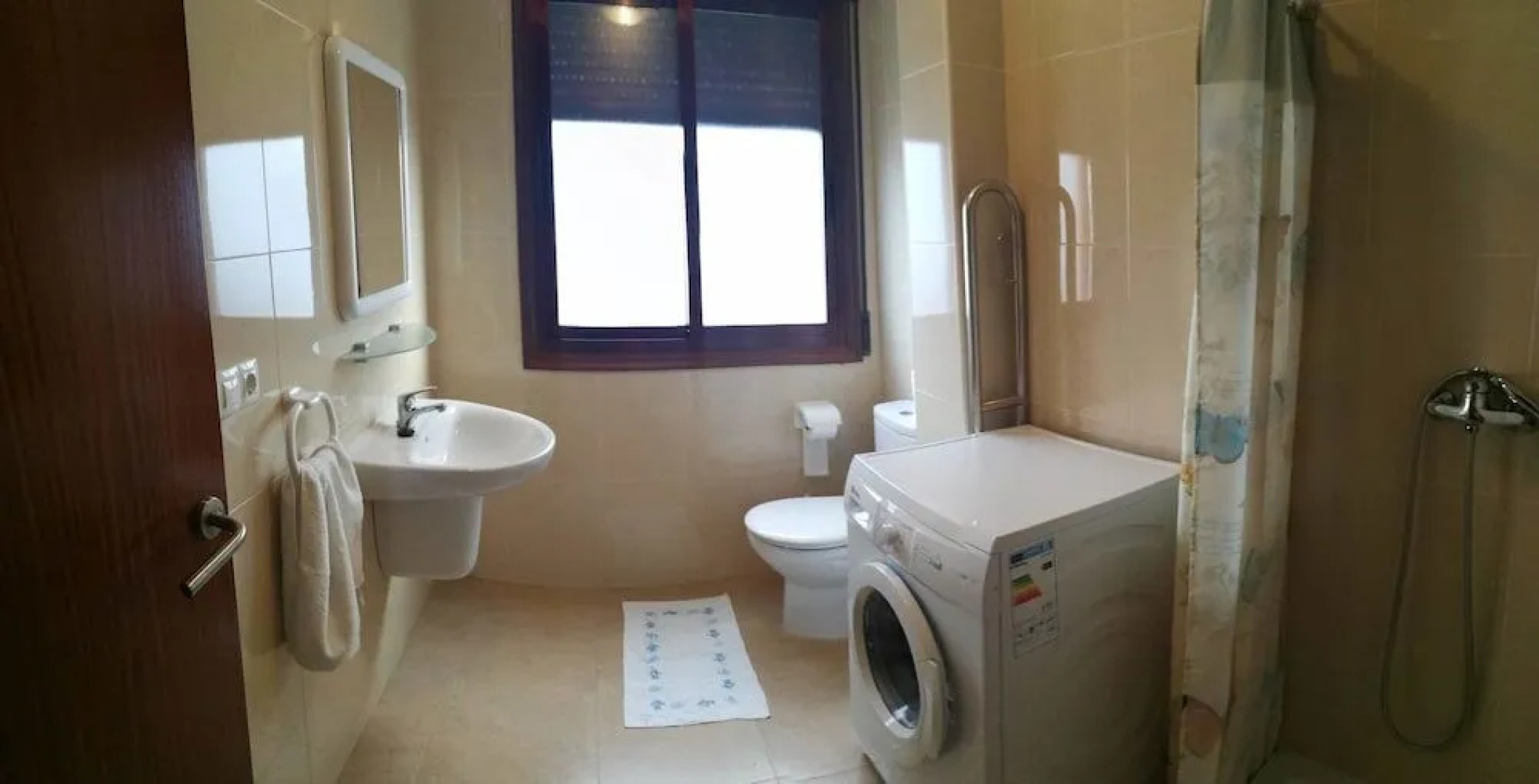 Apartamentos Colmado