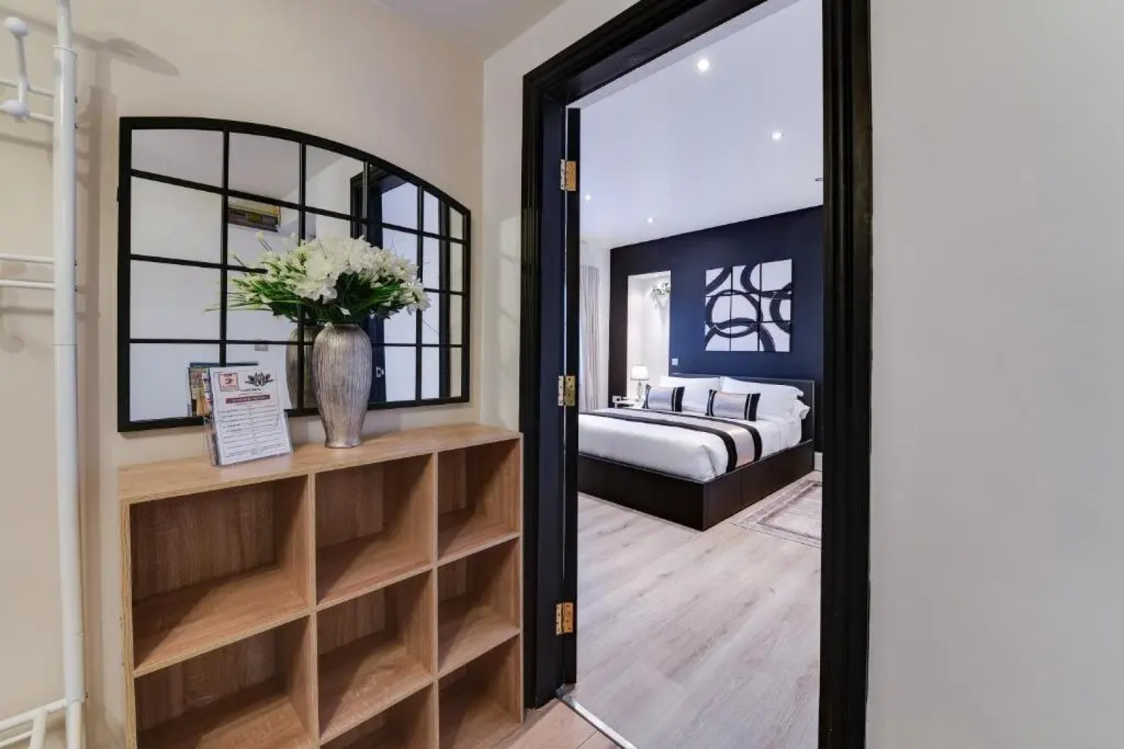 Wigan Central I 1 & 2 Bed Executive Apartments I Family Rooms I Private Balcony I Free Parking