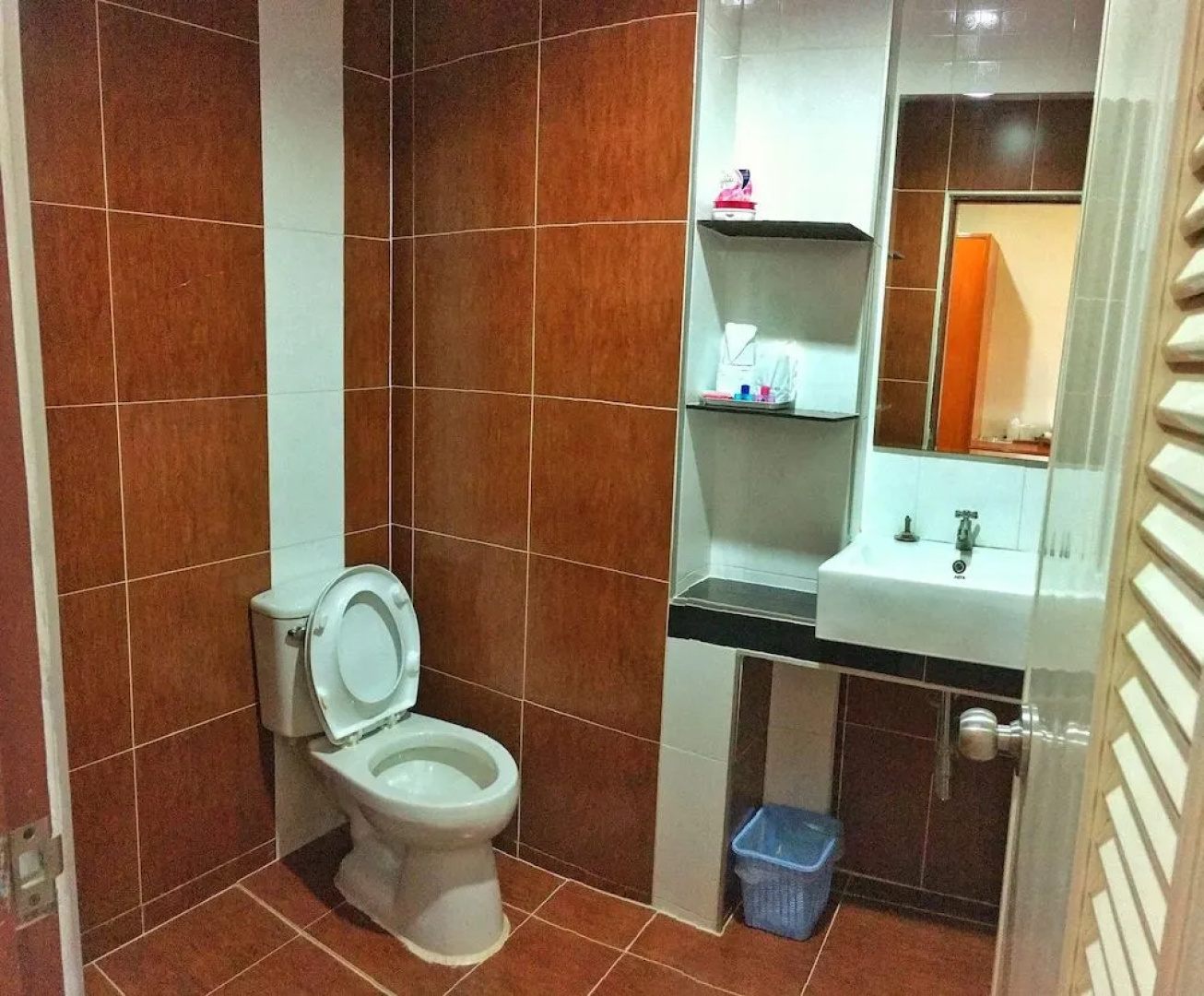 Phimai Inn Hotel