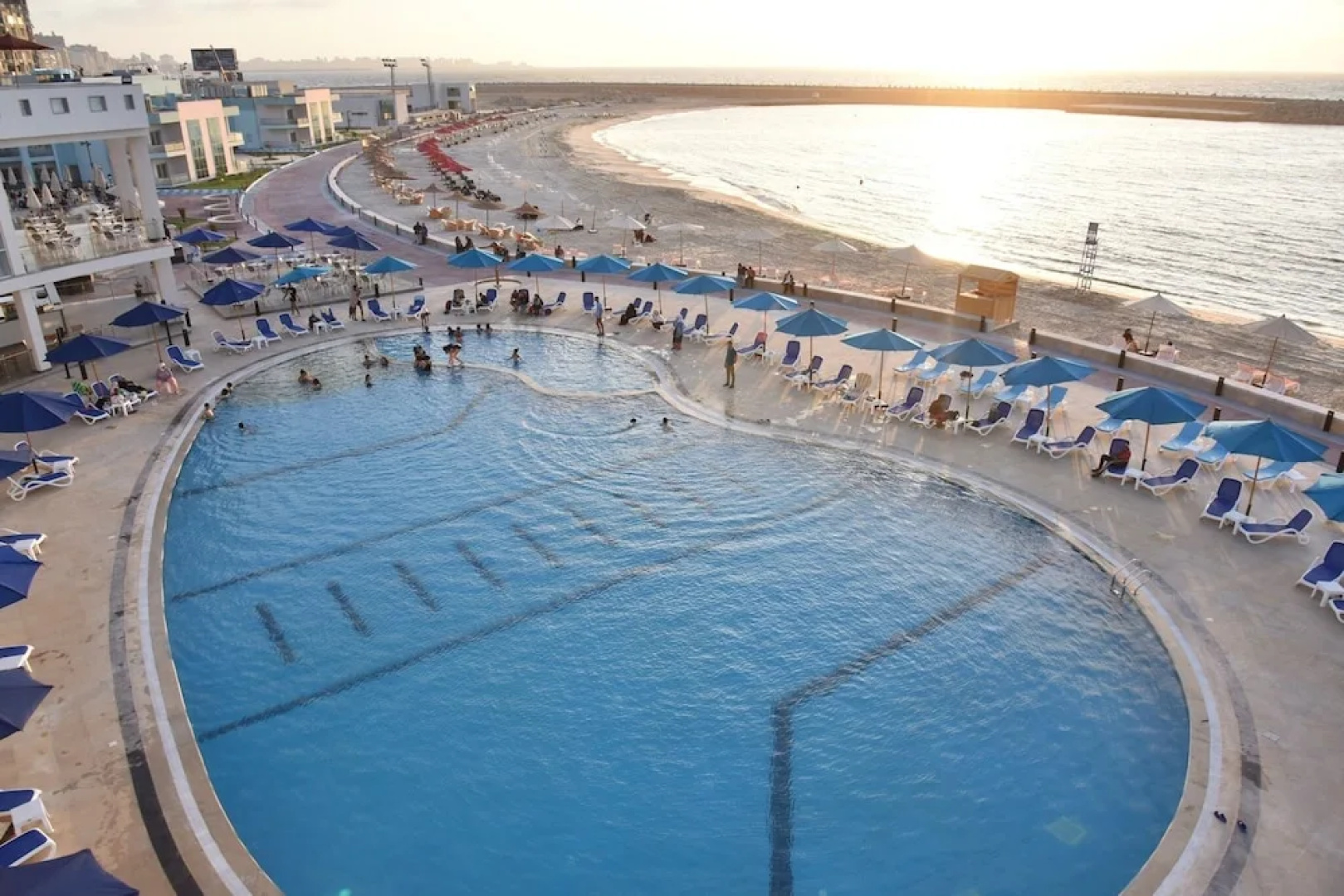 Golden jewel hotel