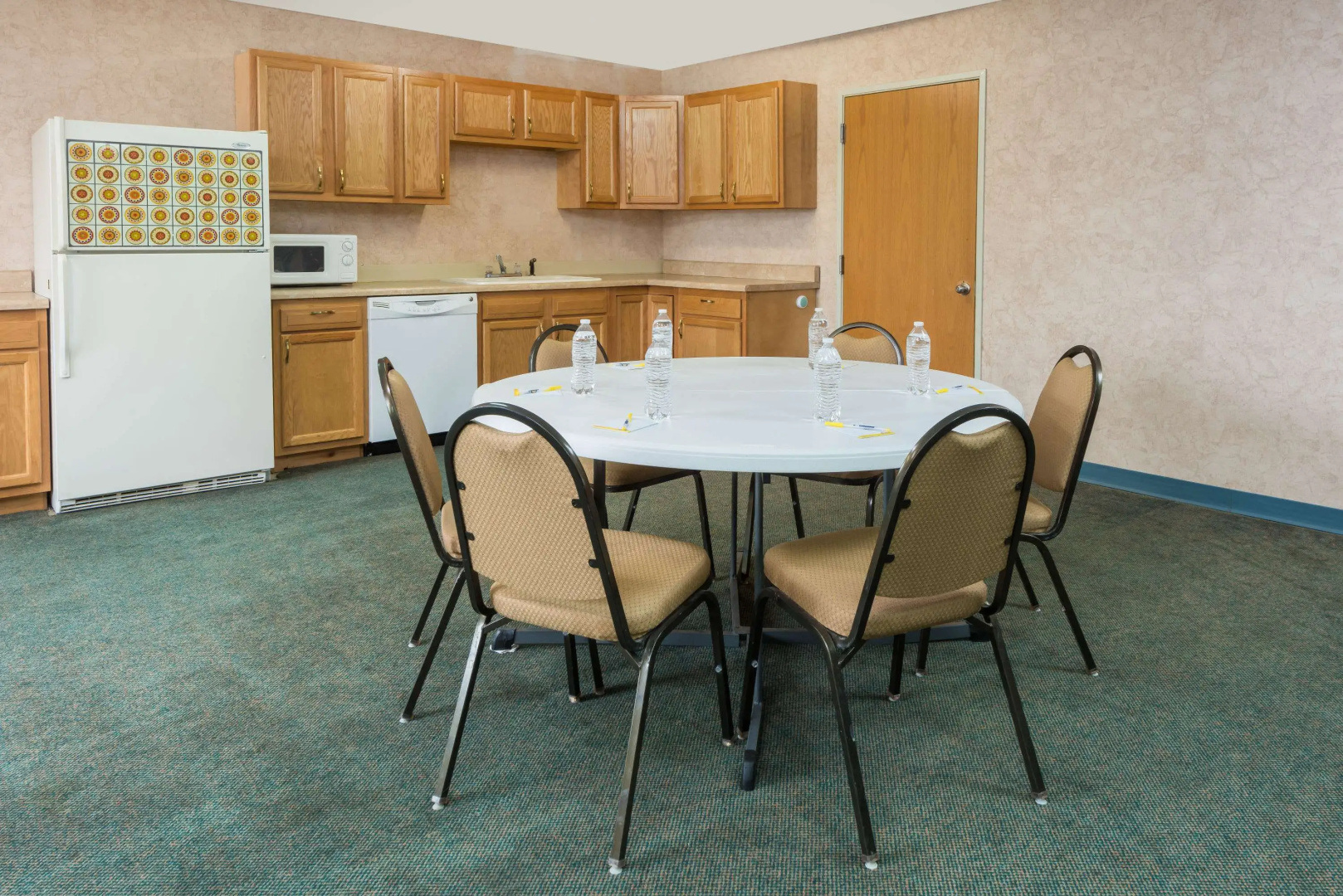 Days Inn by Wyndham Osage Beach Lake of the Ozarks