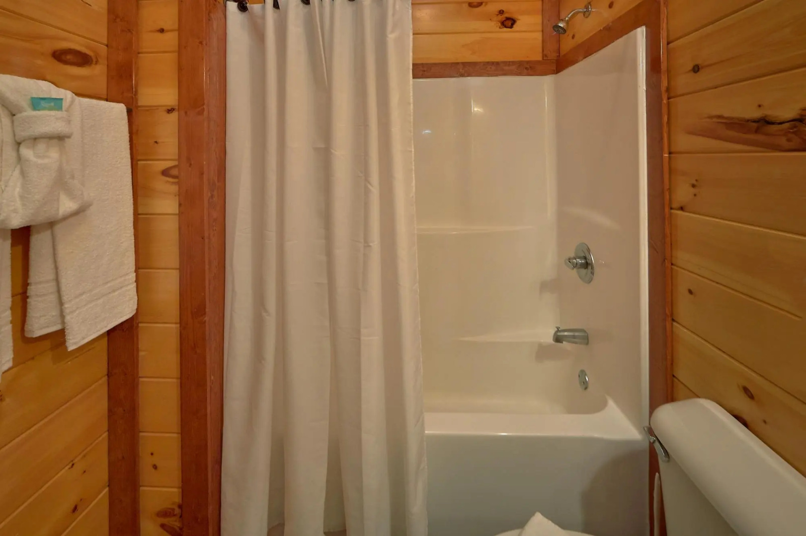 Sweet Tranquility Pool Lodge