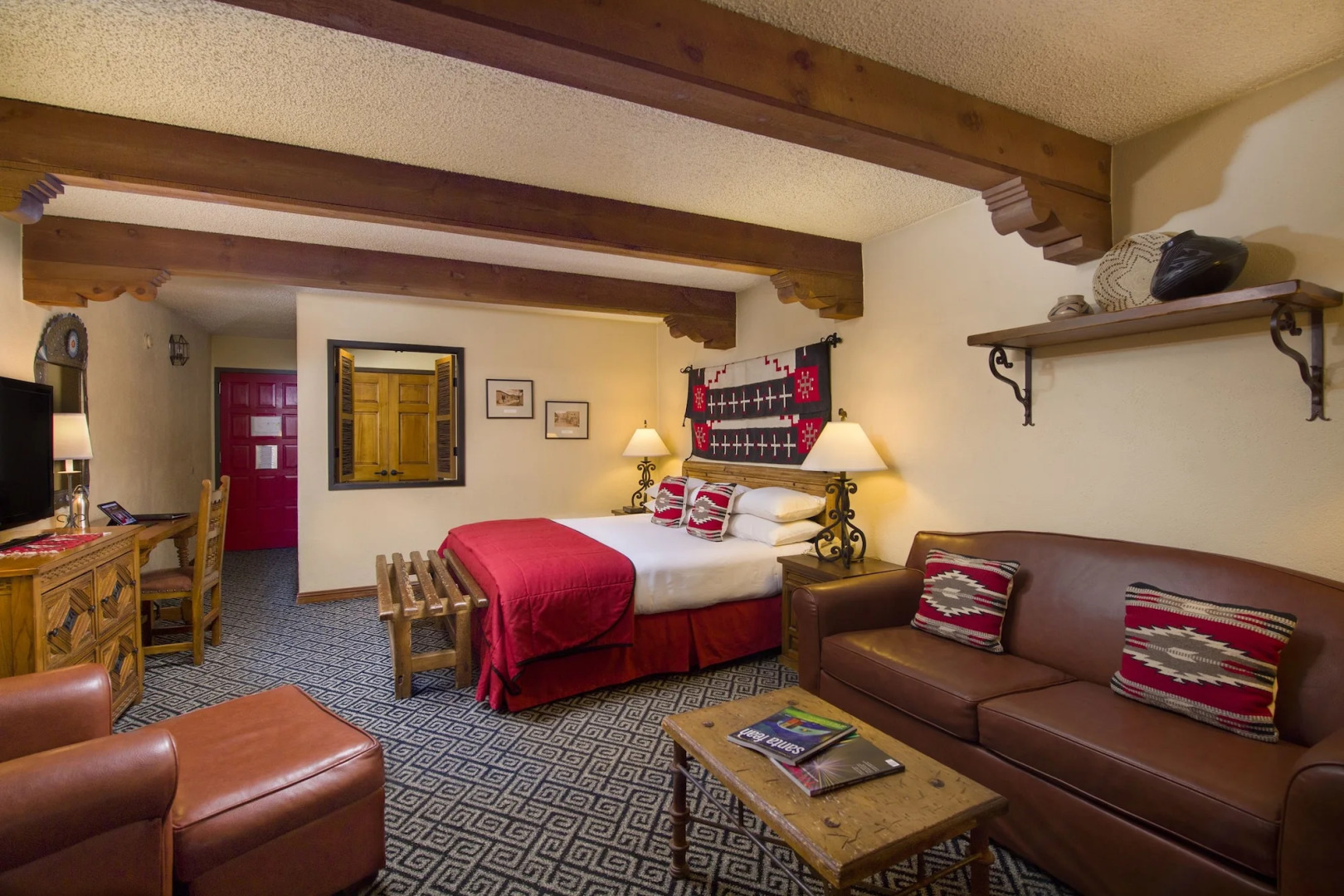 Inn of the Governors