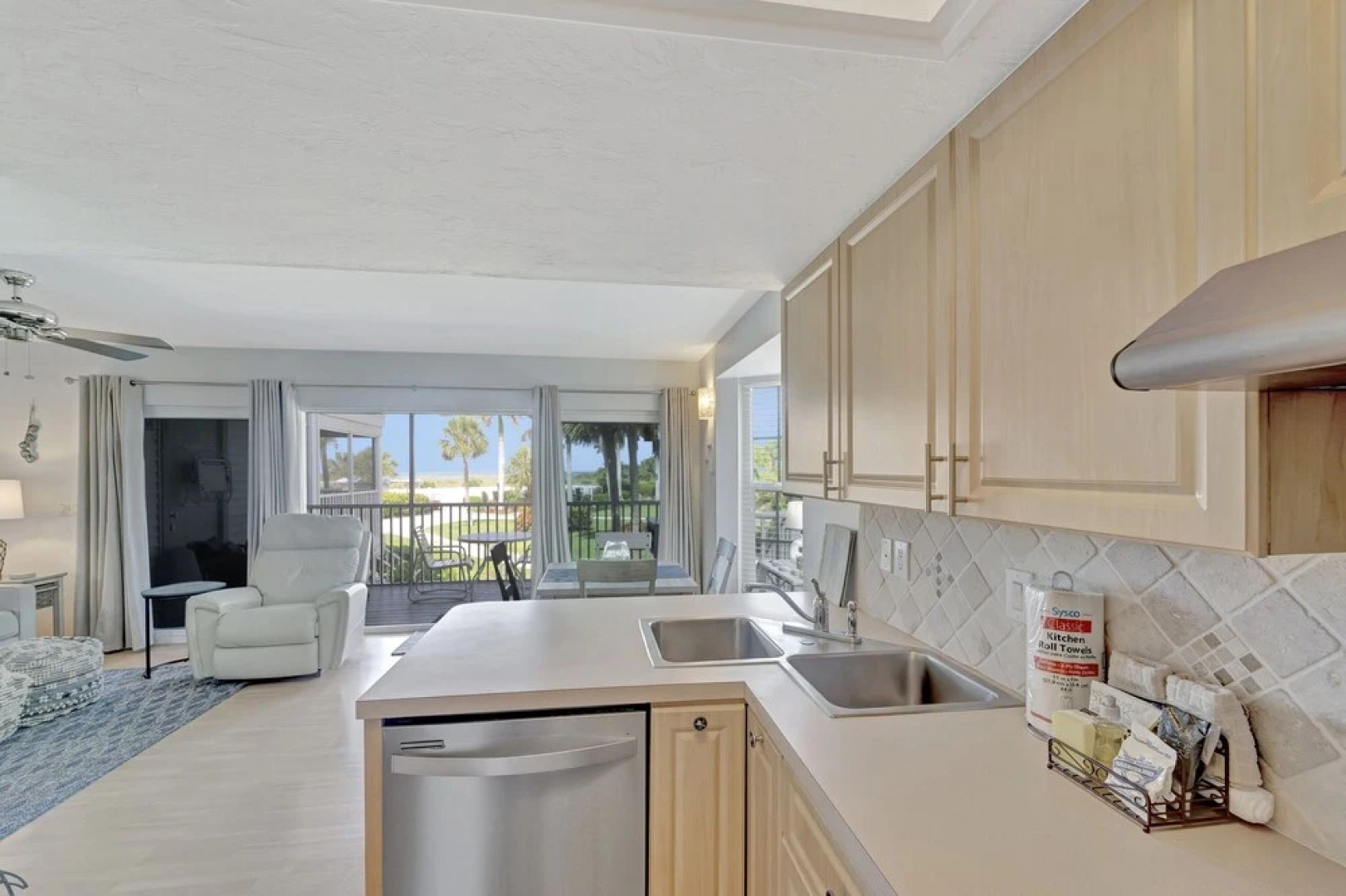 Beach One Bedroom Villa by Redawning